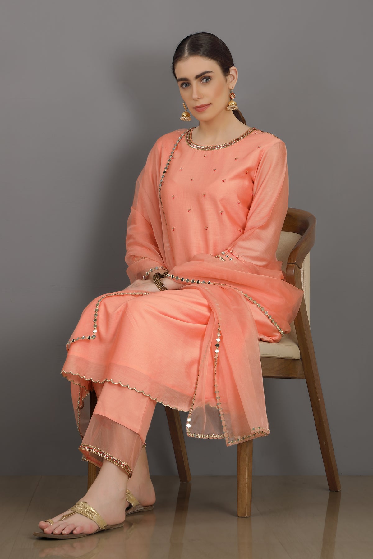 Ruuh round neck kurta set