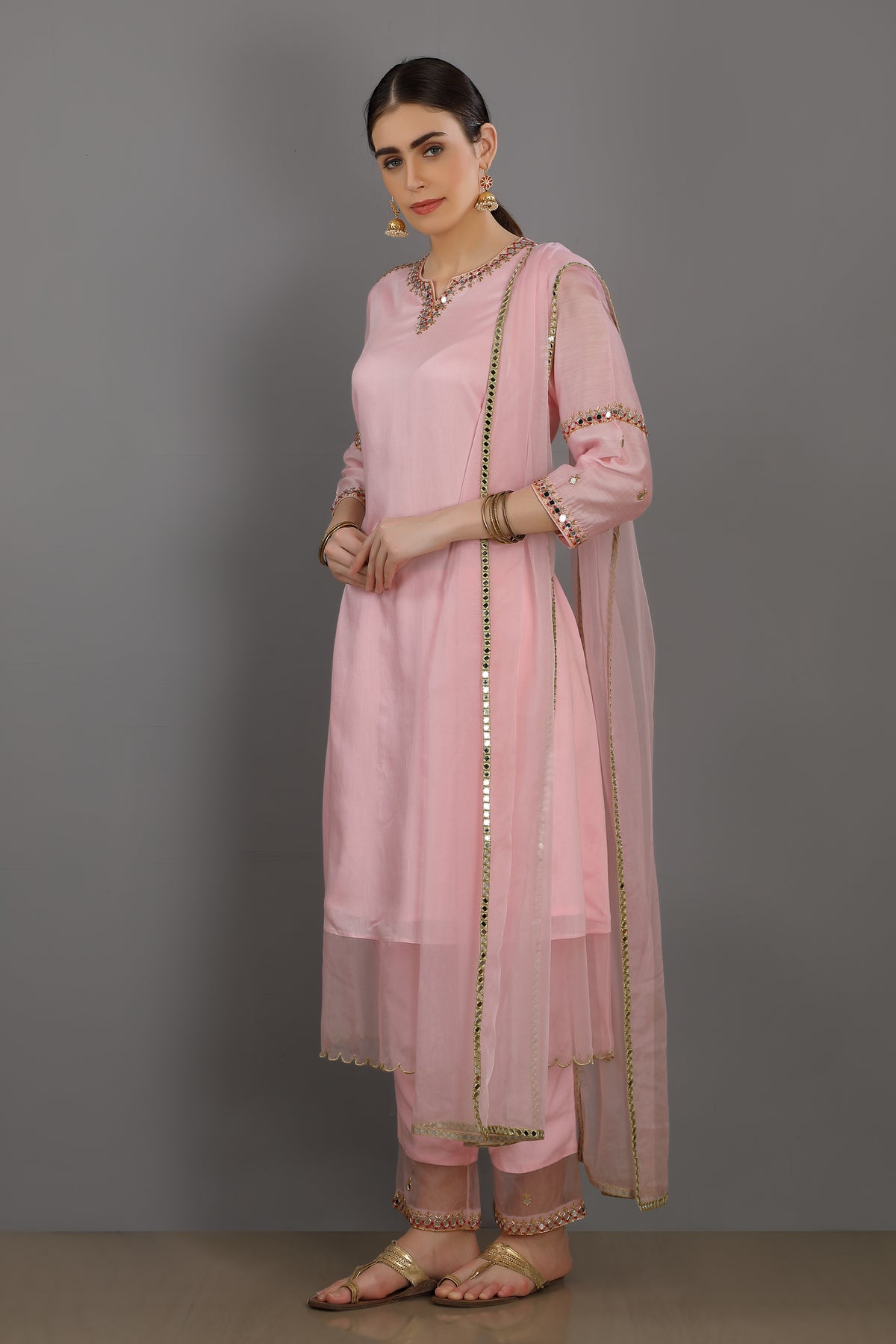 Ramaani round neck kurta set