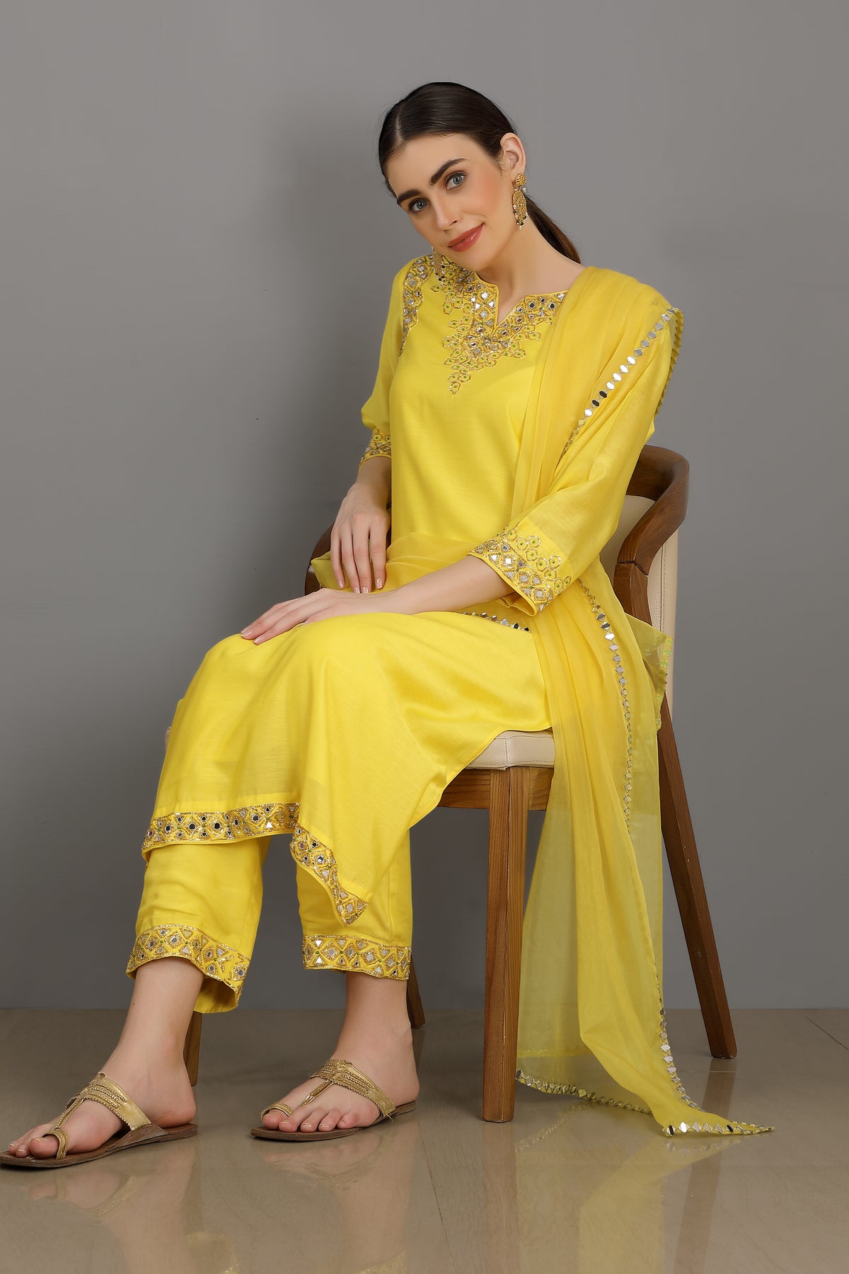 Suhaanii round neck kurta set