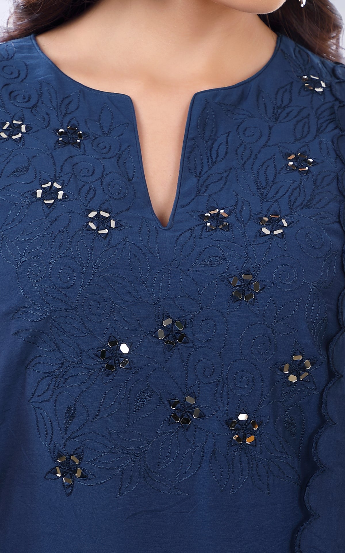 Zohra round neck kurta set