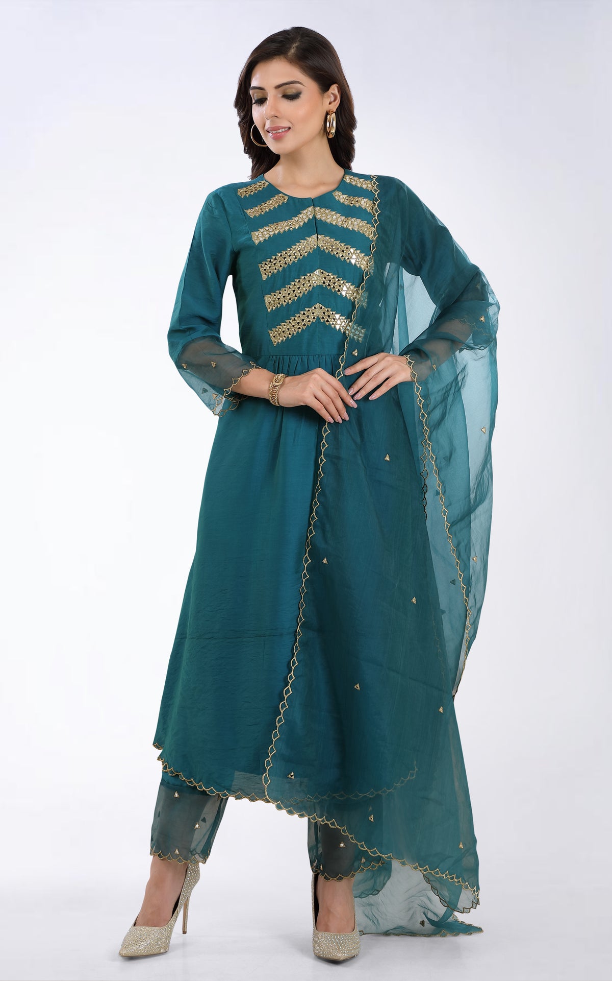 Anjun round neck kurta set
