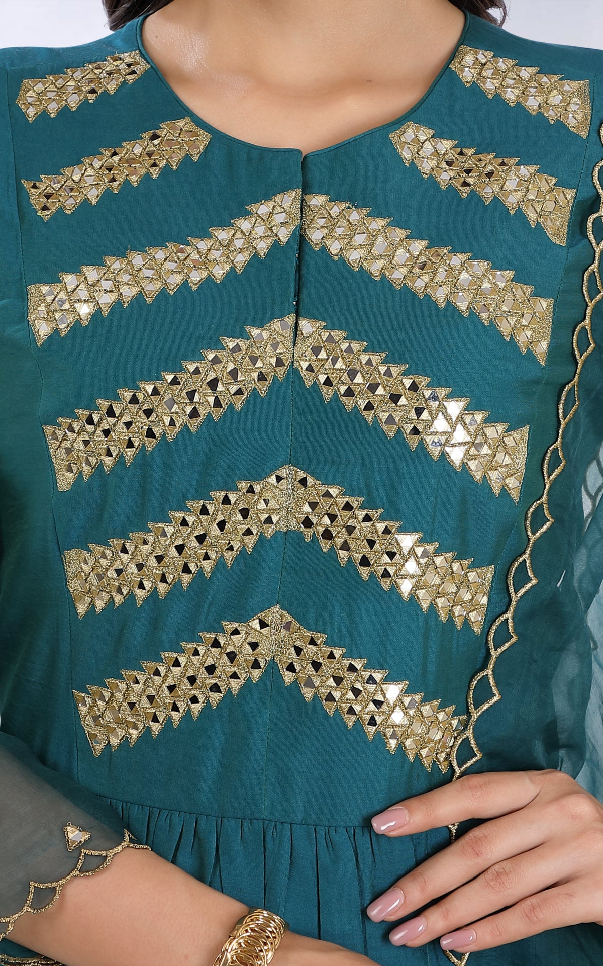 Anjun round neck kurta set