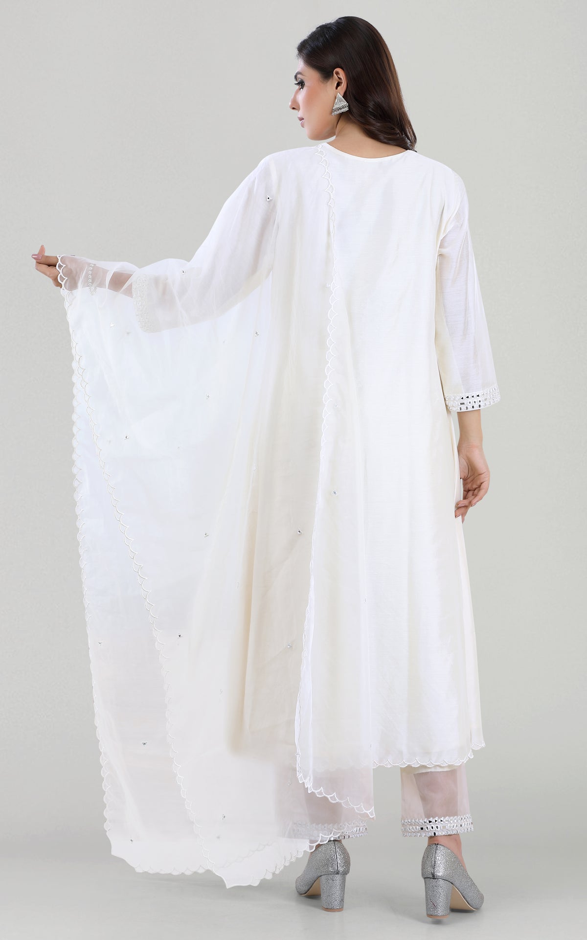 Jhanjhar a round neck kurta set