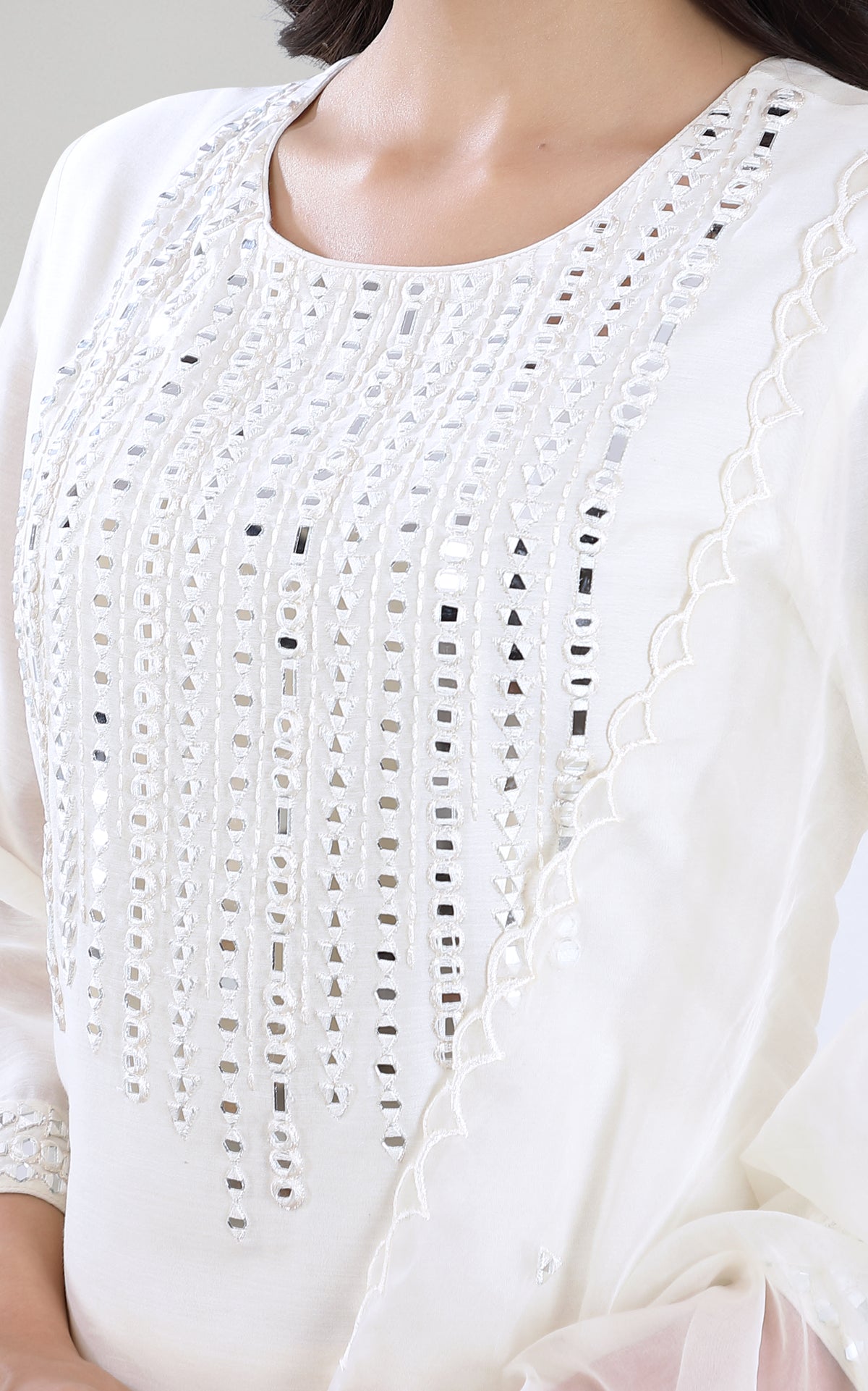 Jhanjhar a round neck kurta set