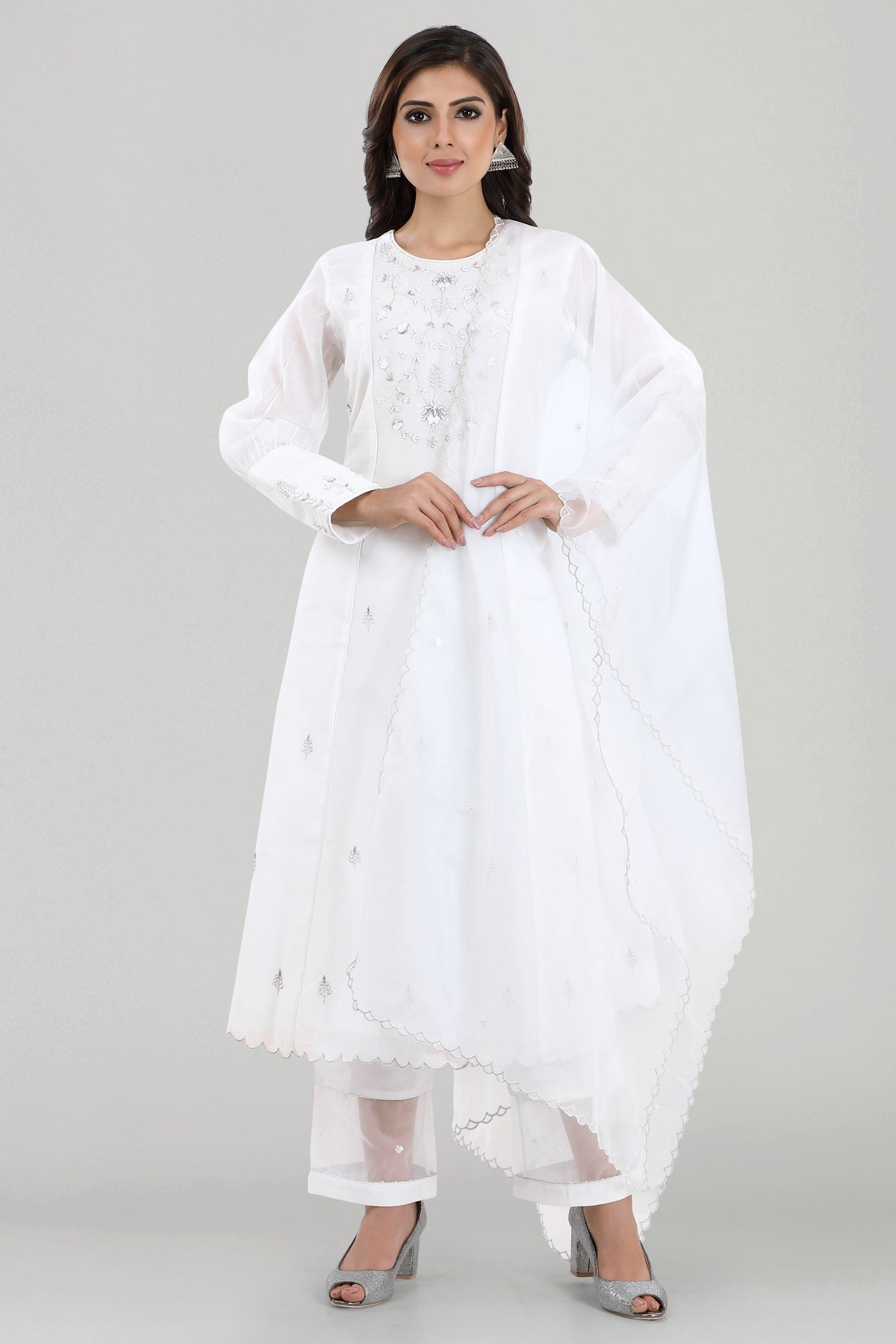 Zeenat round neck kurta set