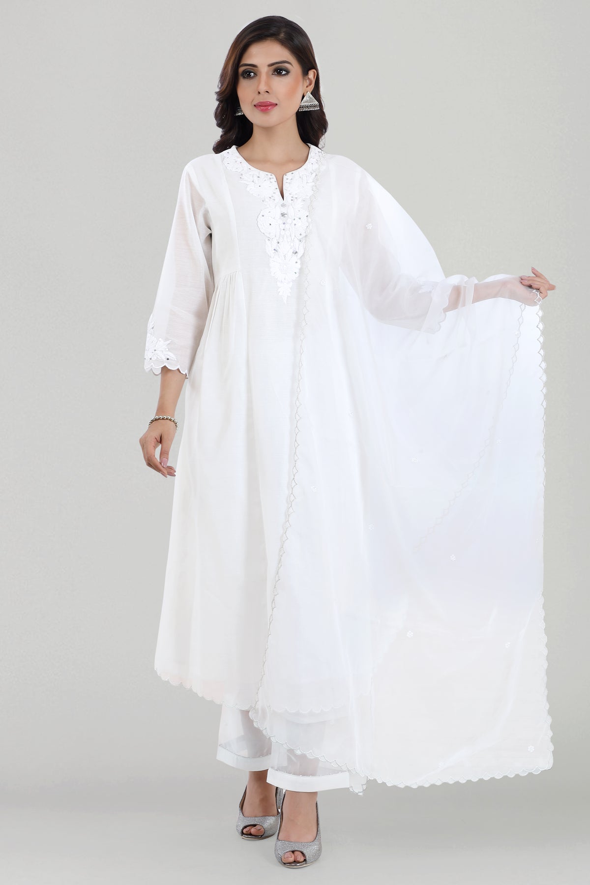 Saba round neck kurta set