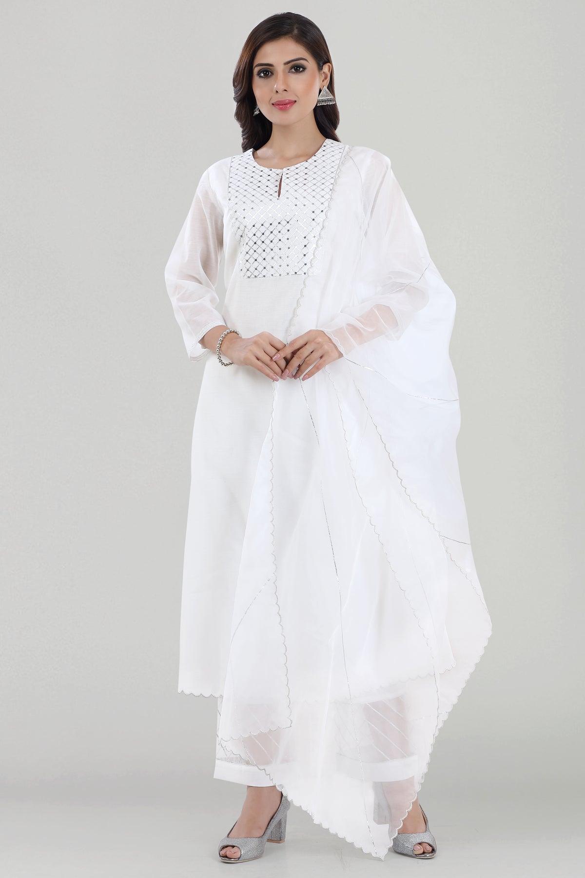 Chandi a round neck kurta set