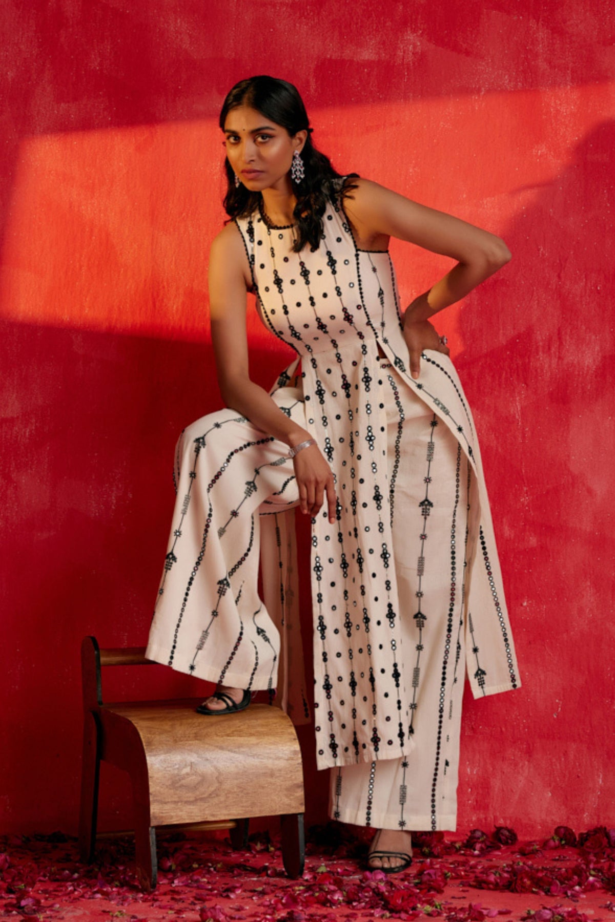 Center Circle Criss Cross Kurta Set