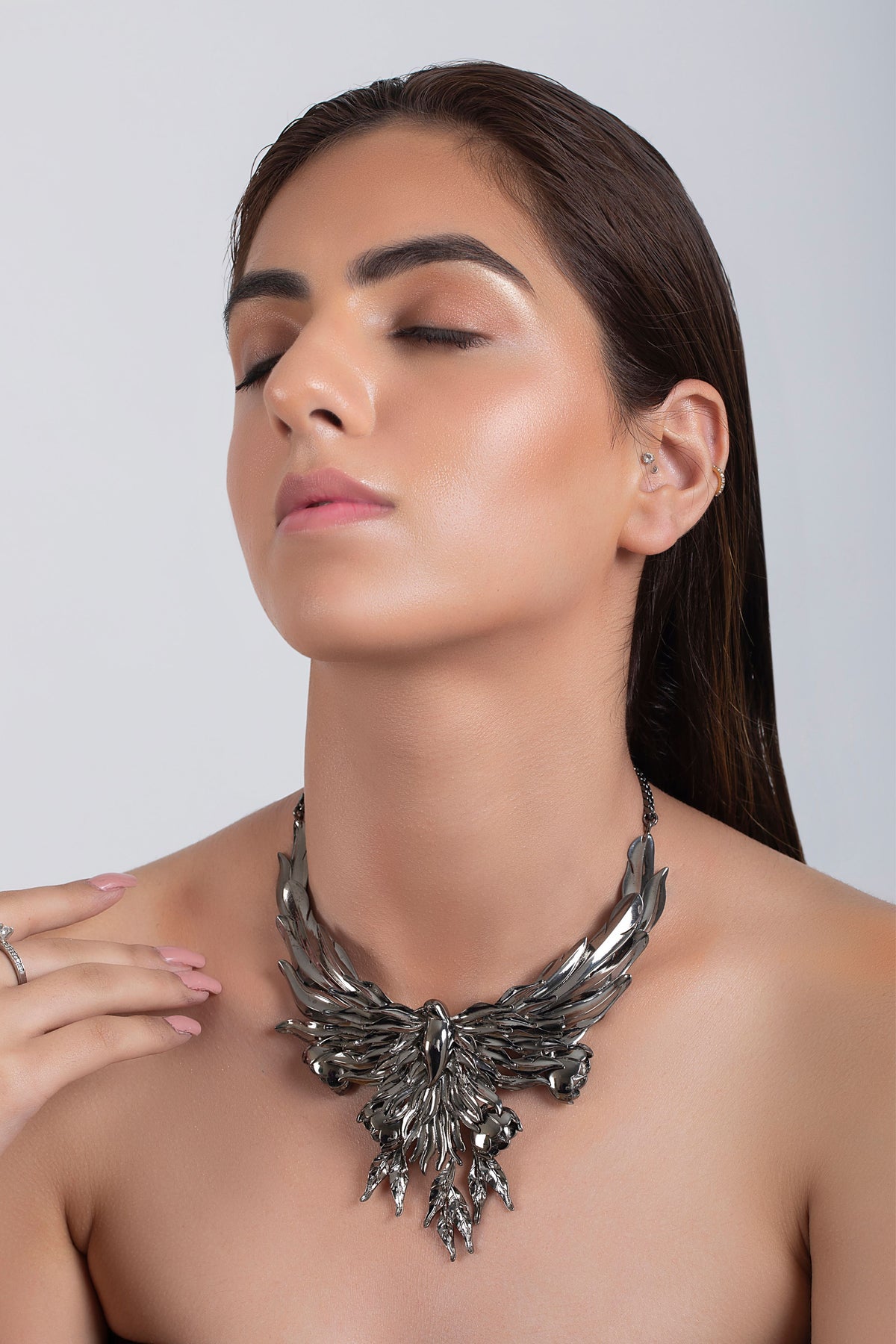 Gun metal paradisus necklace