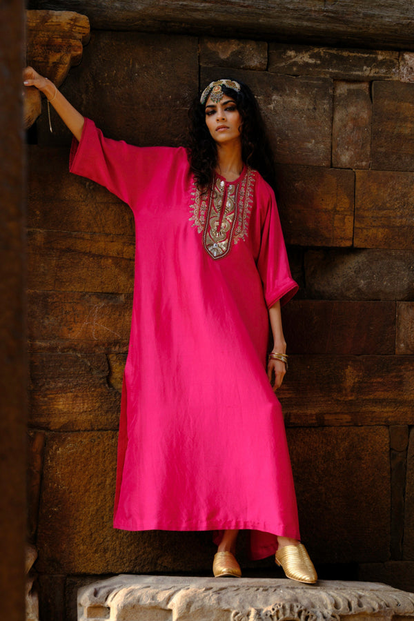 Jayanti Reddy - Leila Kaftan - Elahe
