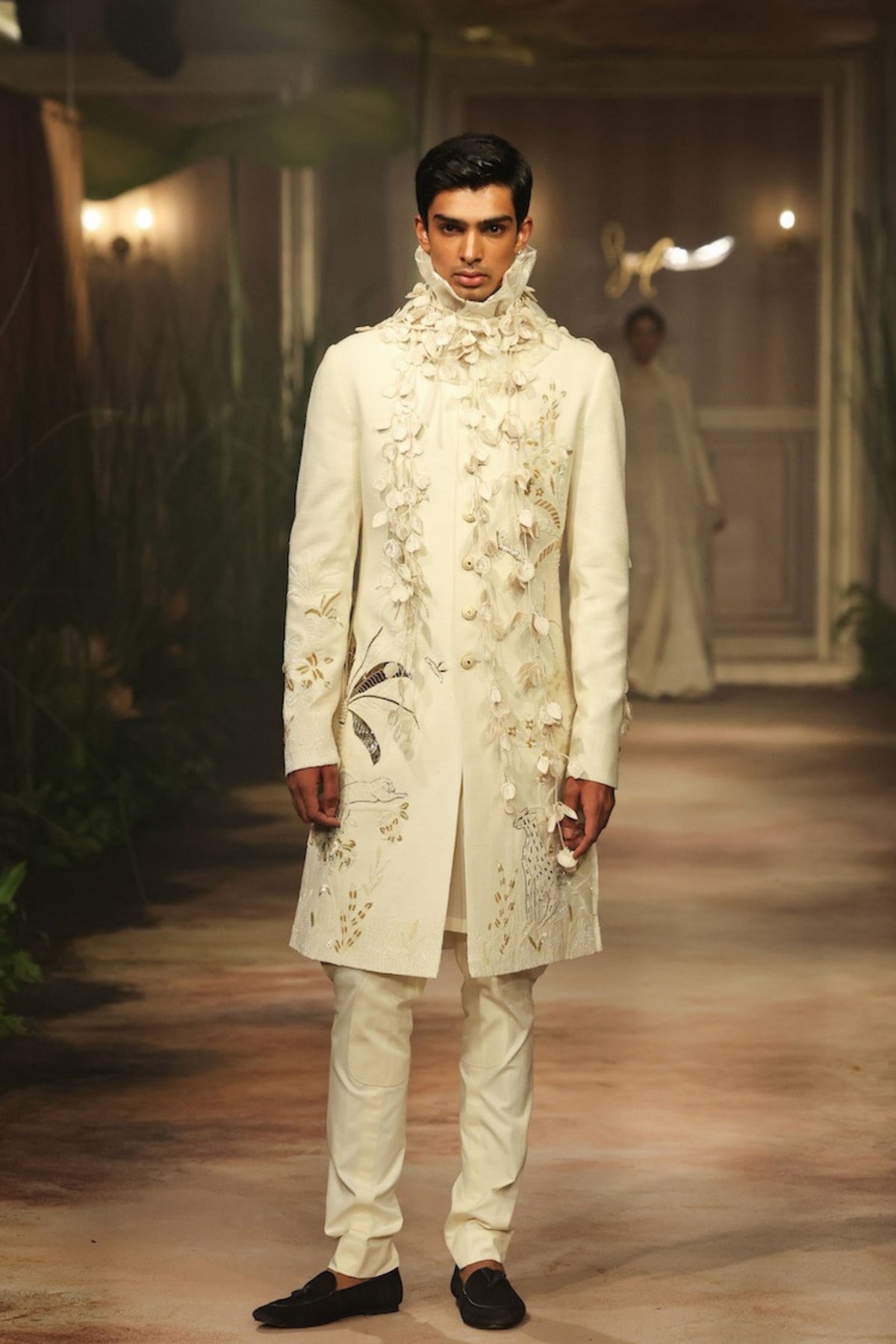 Matka Mens Sherwani