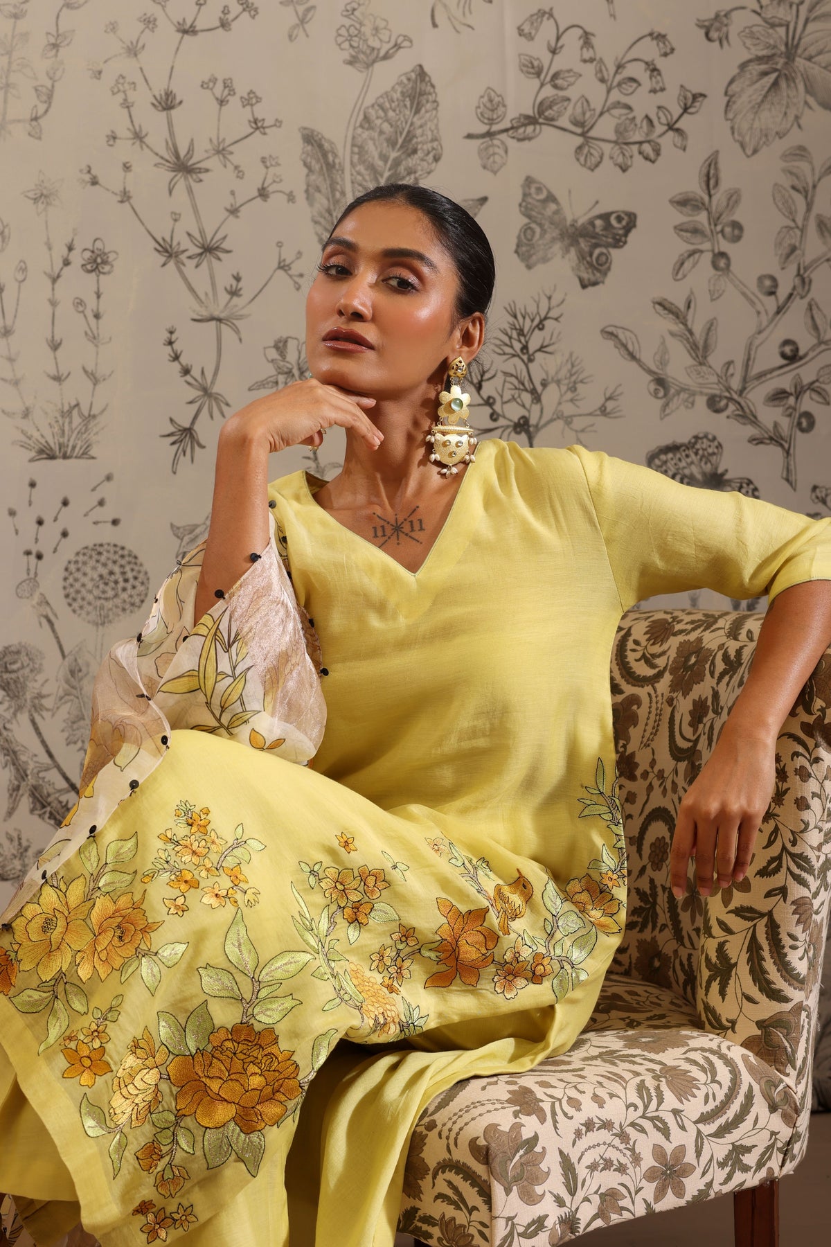 Vakya Yellow Kurta Set