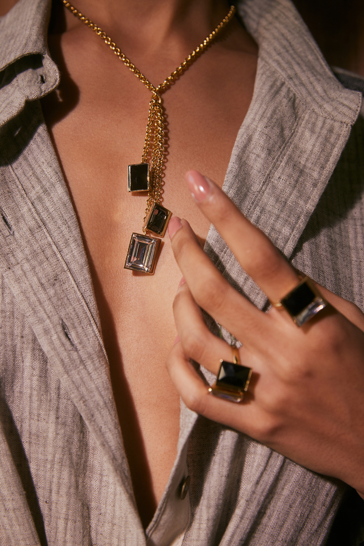 Fusion Crystal Ring - Black And White