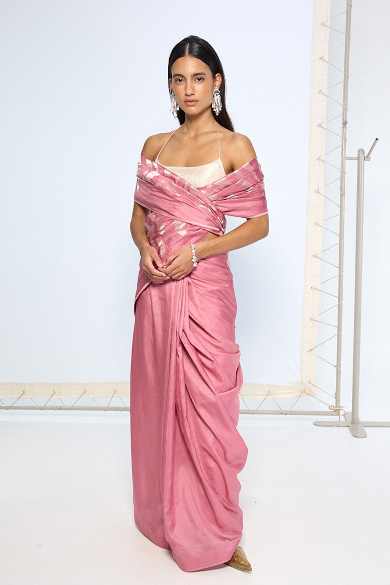 Handwoven Dusty Pink Silk Saree - Ekaya - Elahe