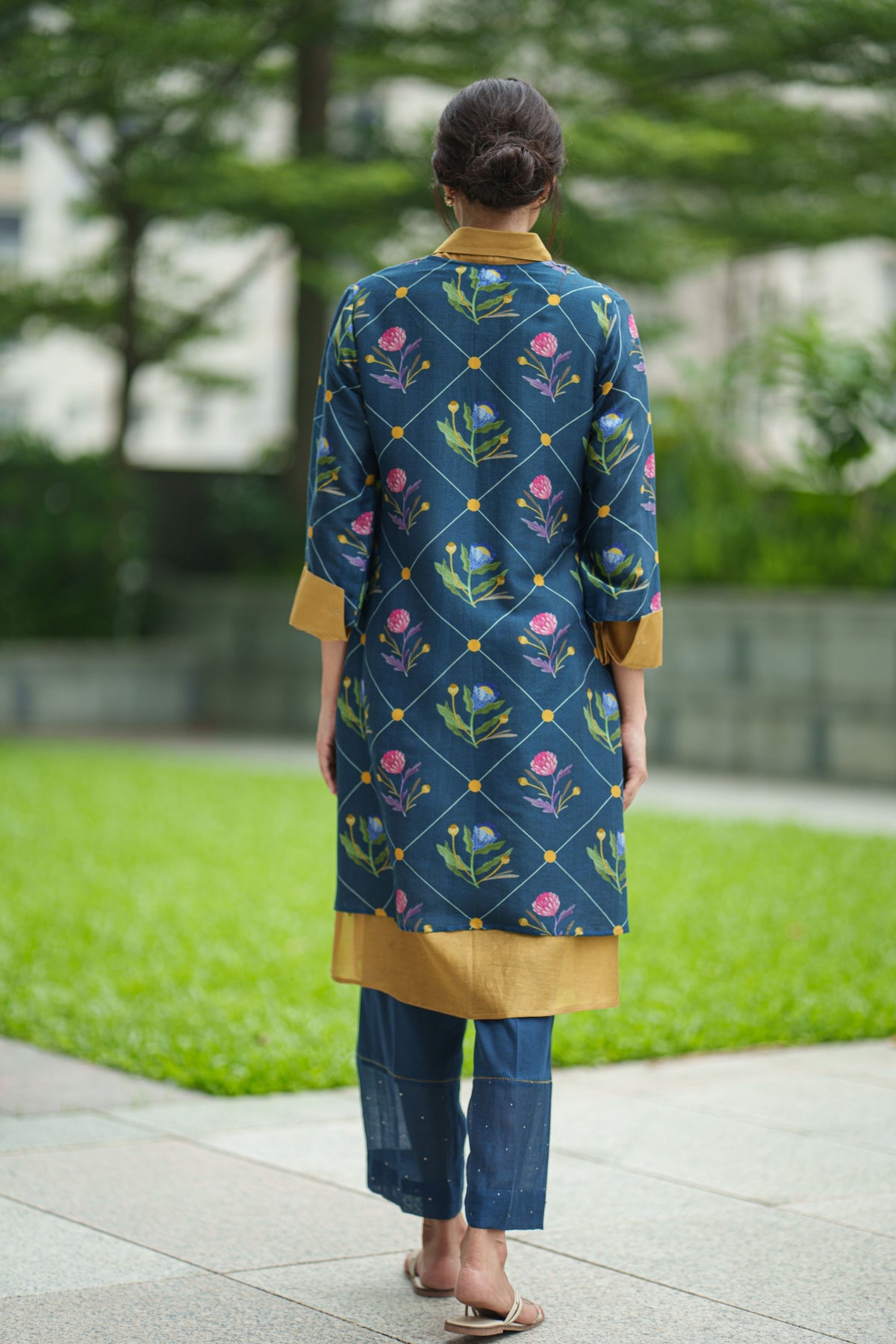Dahlia Blue Geo Kurta With Pants