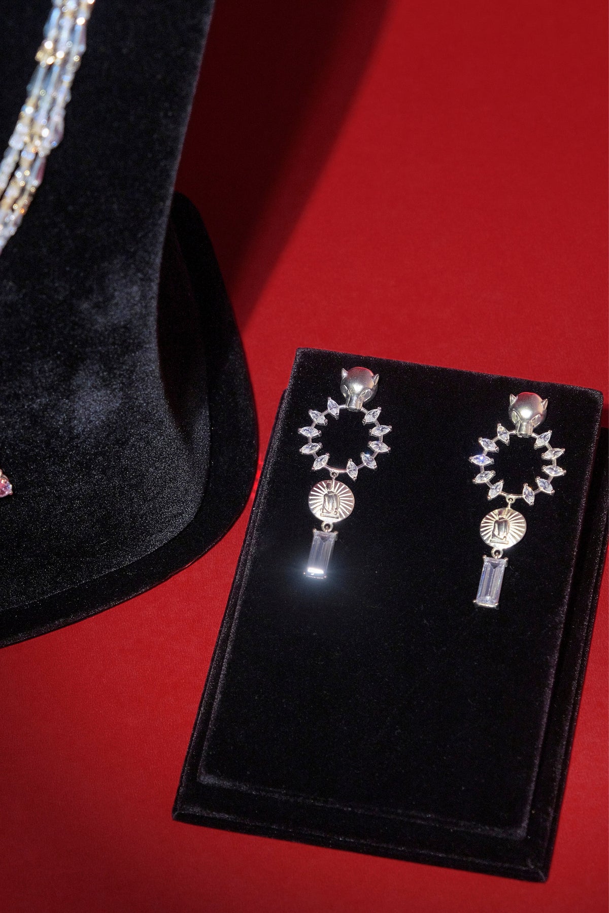 White Nouvelle Panthère Earrings