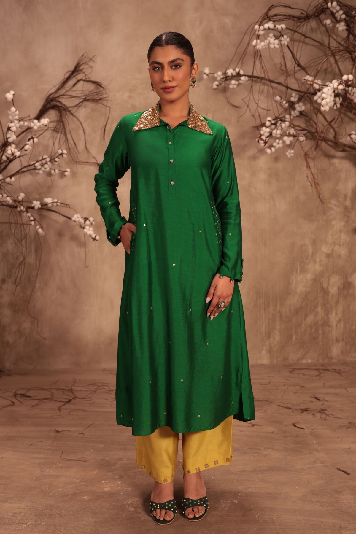 Green Collar Kurta Set