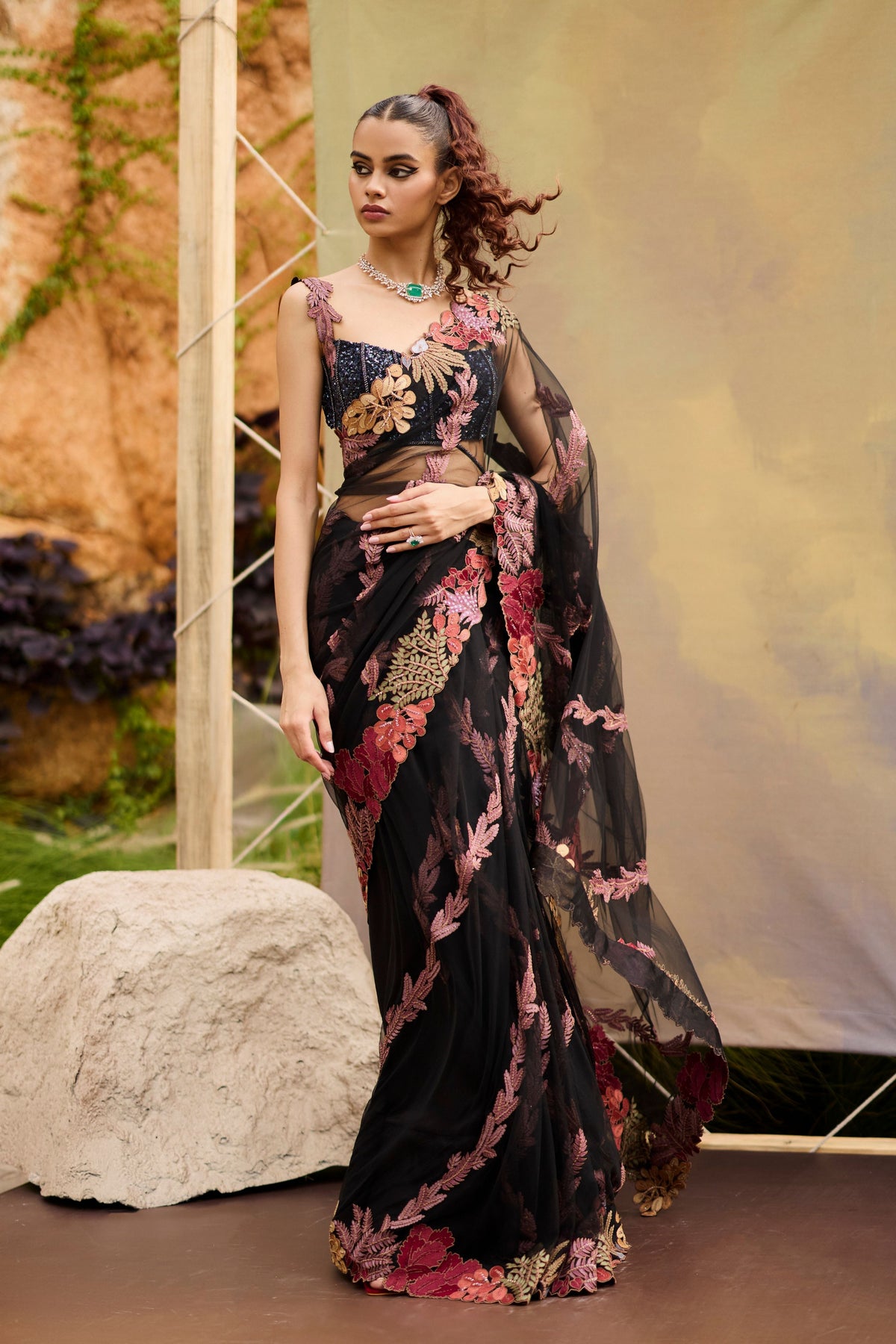 Abalia Saree Set