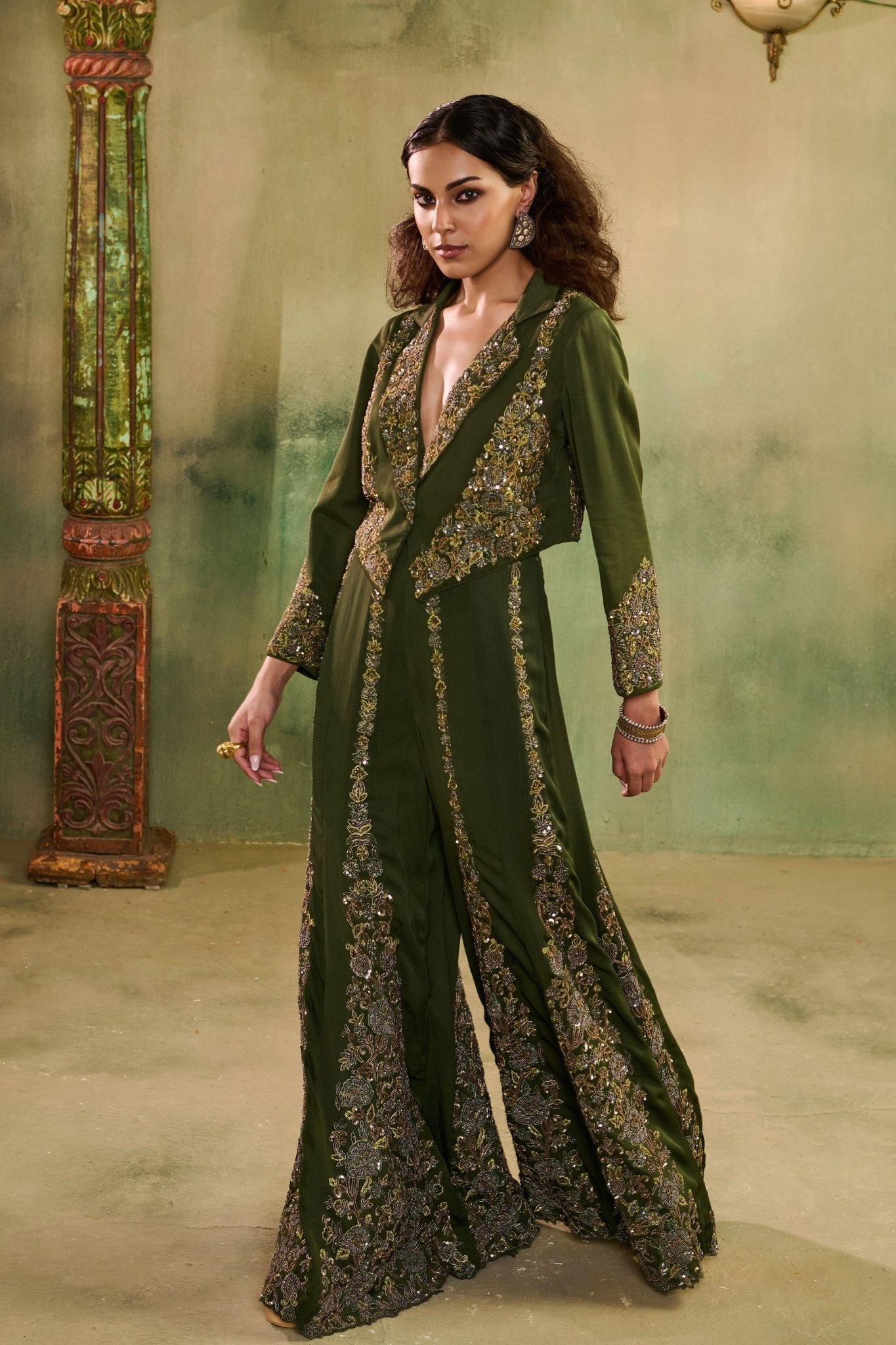 Raabta Mehendi Jacket Set - Reeti Arneja - Elahe