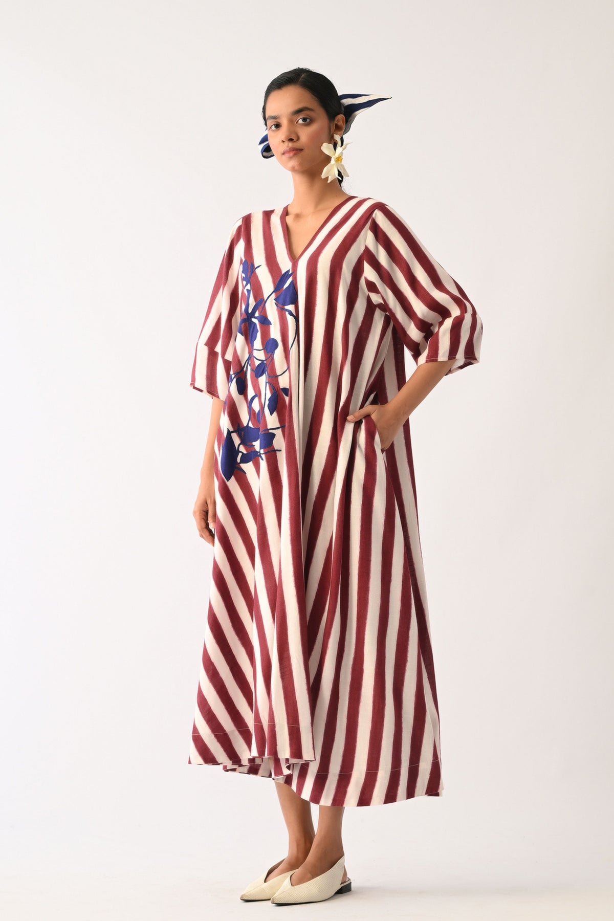 Revolt Bric Mayflower Applique Dress