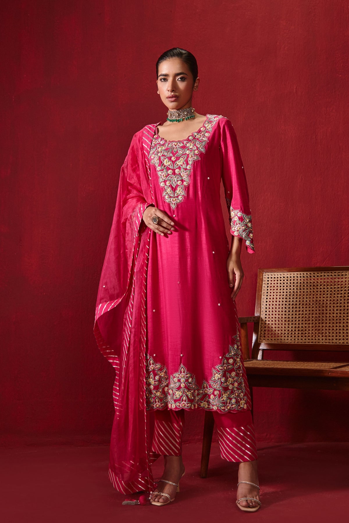 Rani Riwaaz Kurta Set