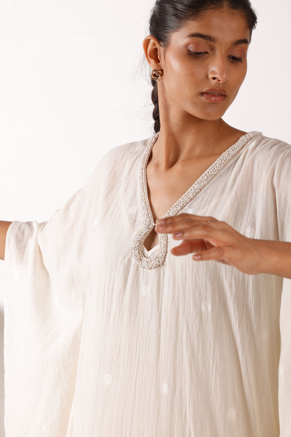 Jamdani Pearl Embroidered Kaftan