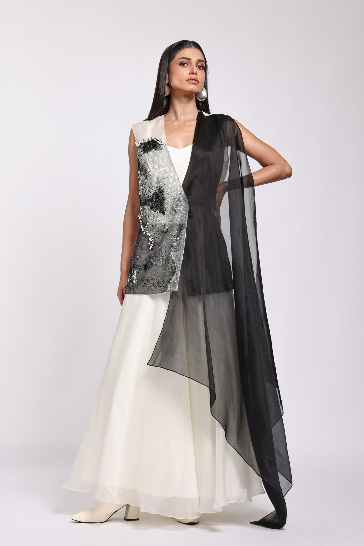 Monochrome Dot Gown Set