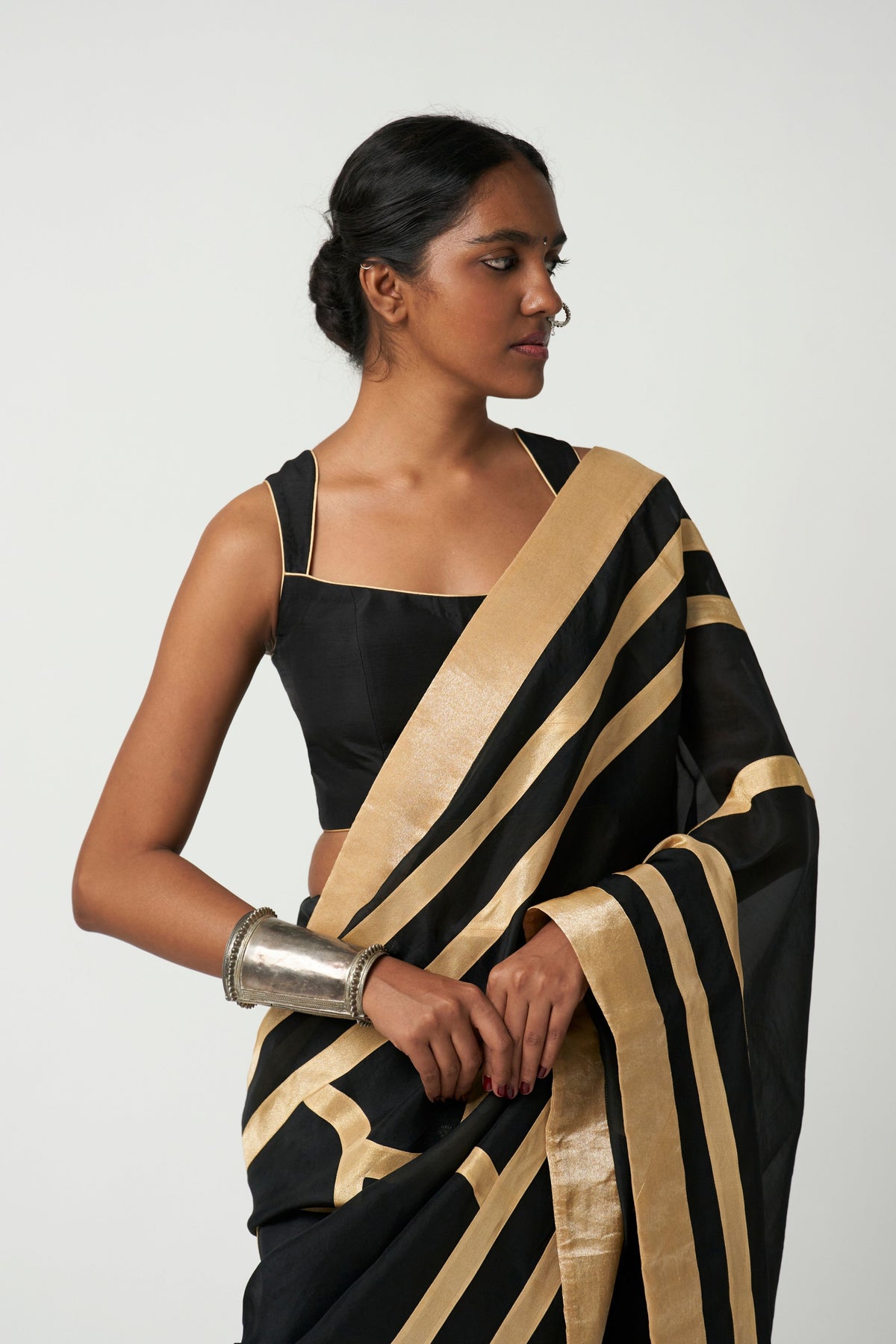 Surma Mehrabiya Saree Set