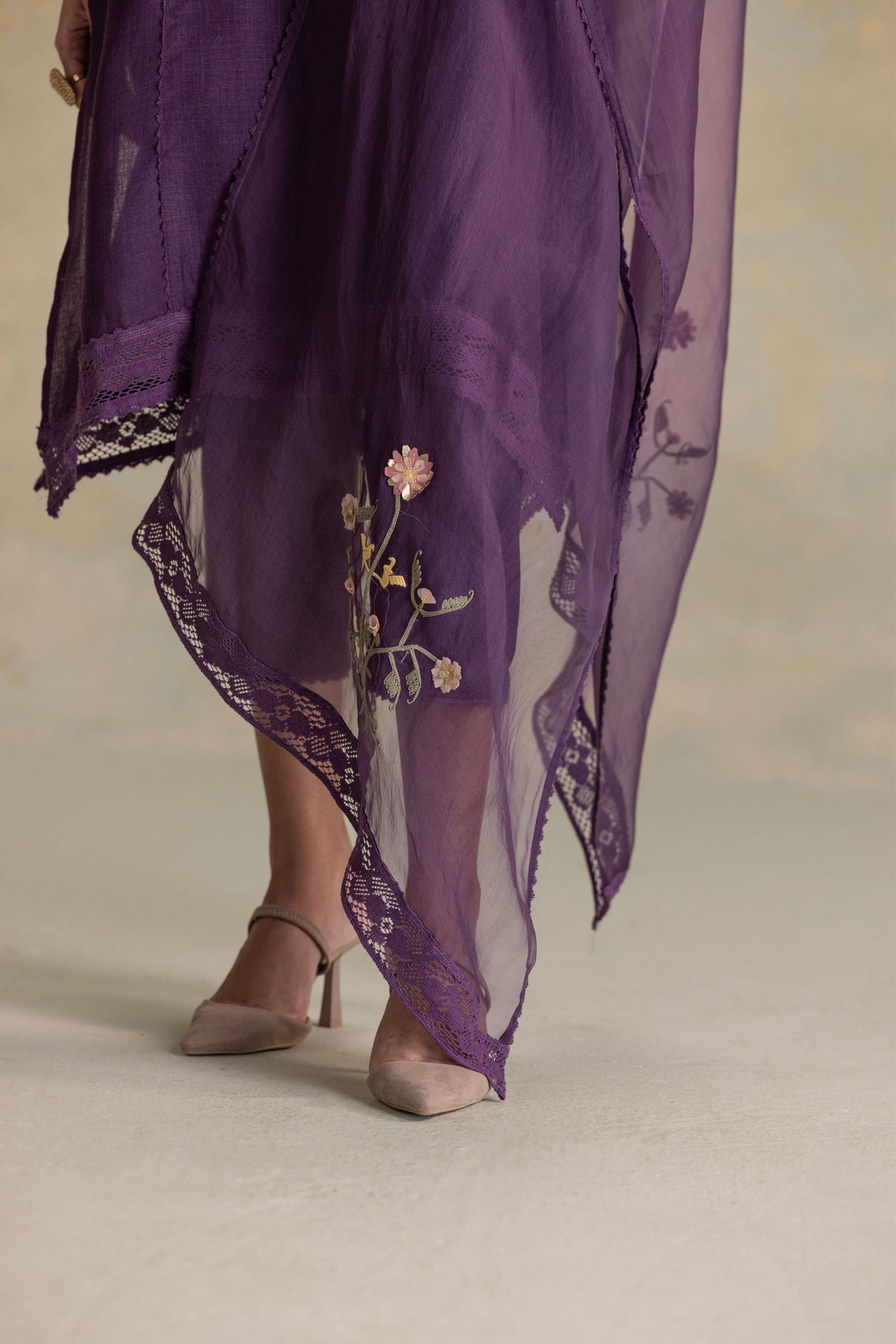 Candlelit Fly Kurta Set
