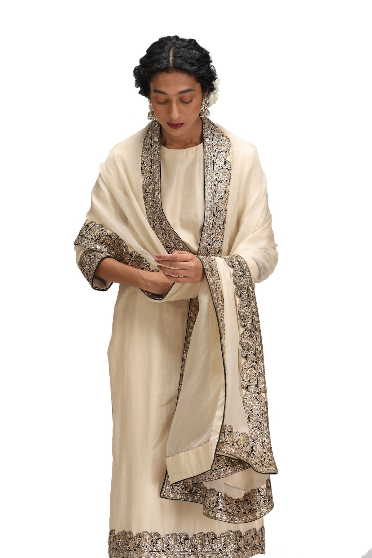 Nandi Kurta Set