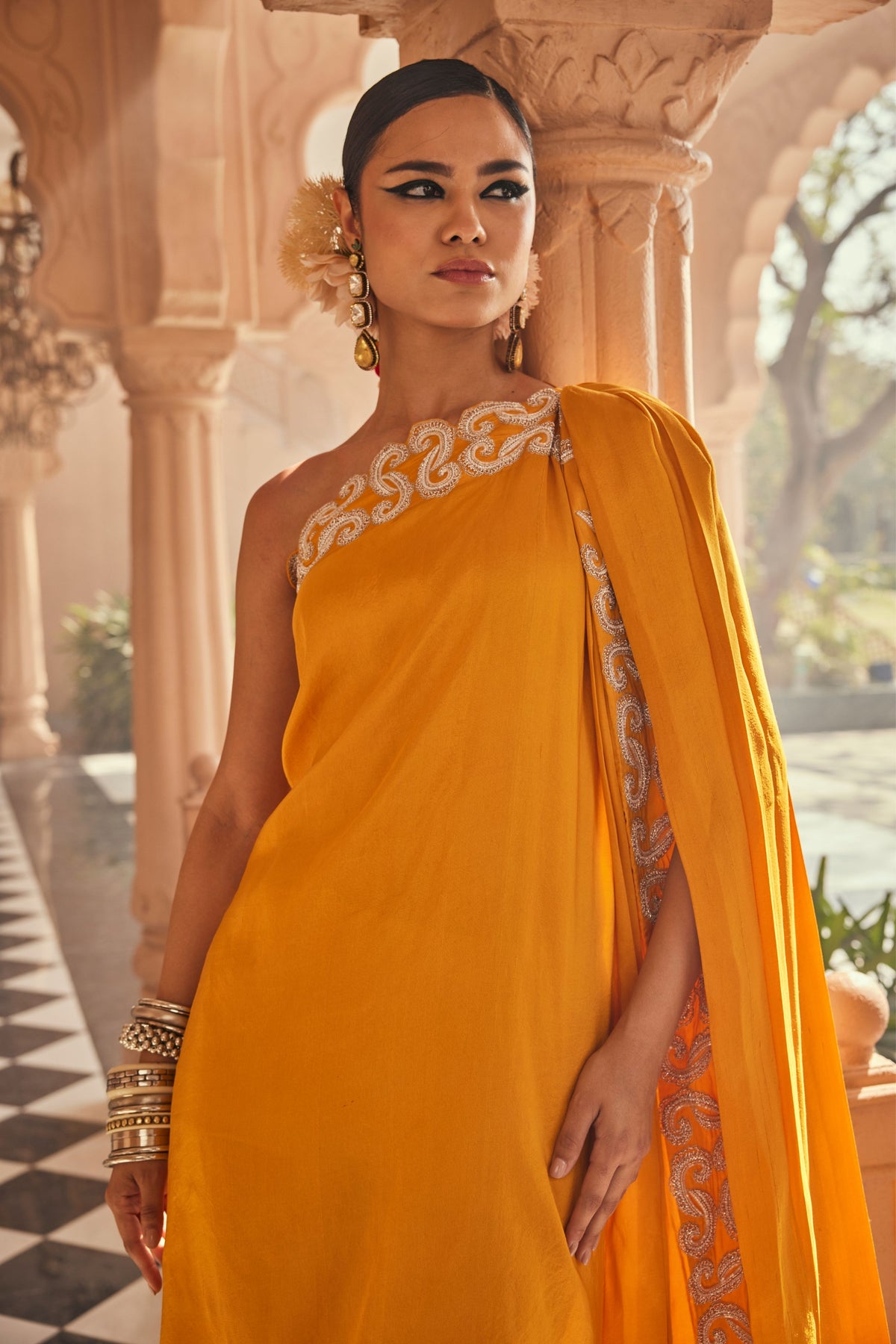 Iraavi Dress