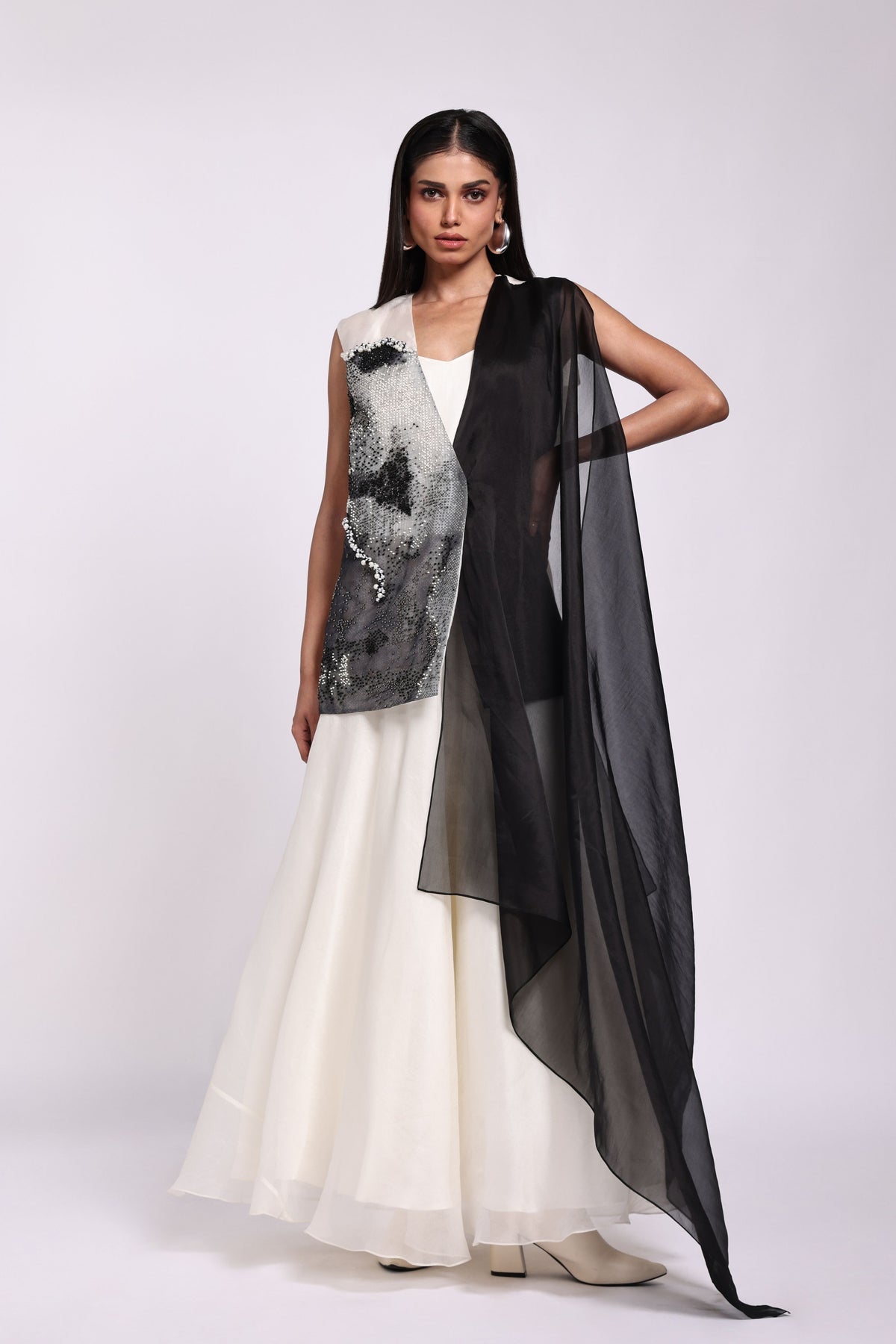 Monochrome Dot Gown Set