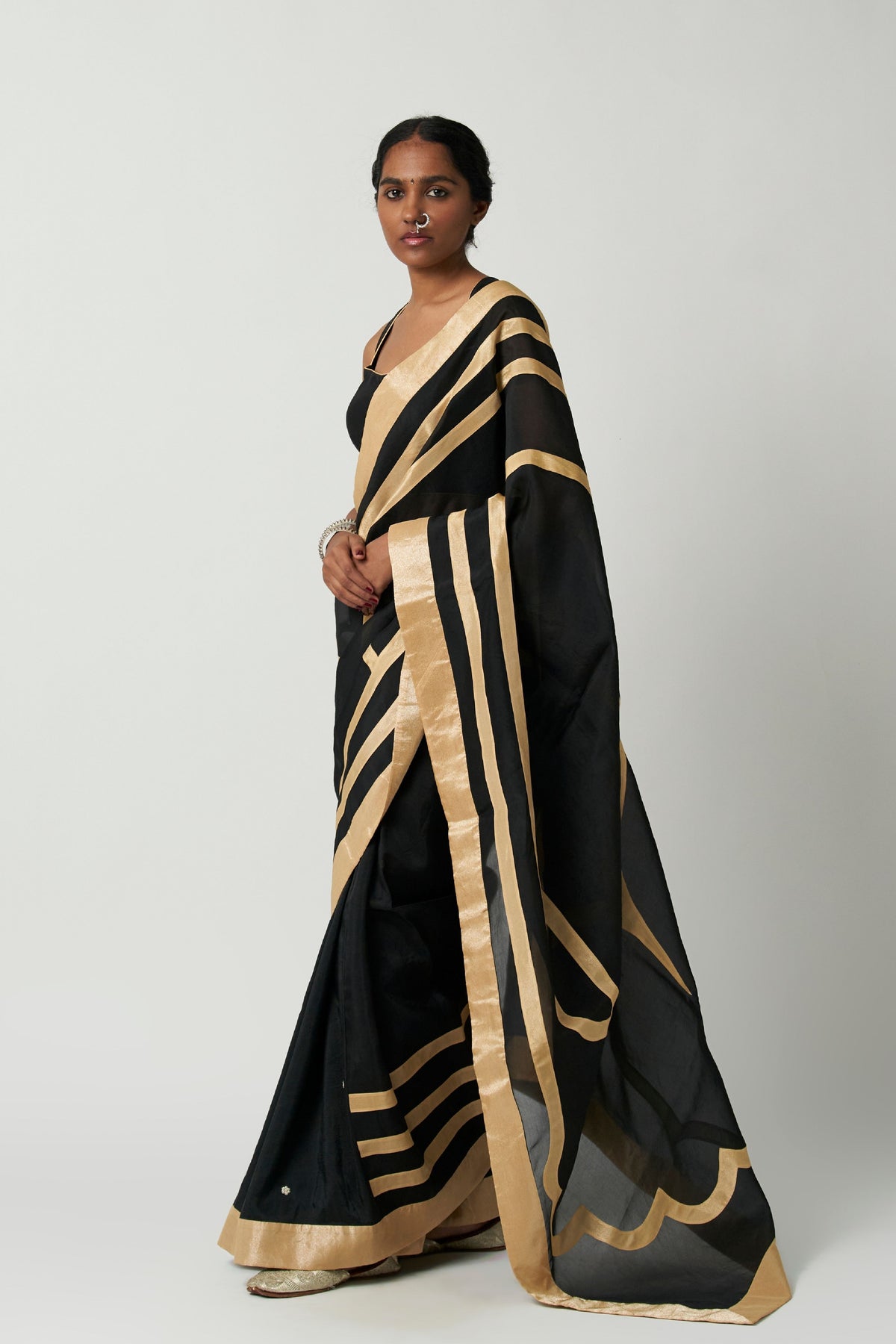 Surma Mehrabiya Saree Set