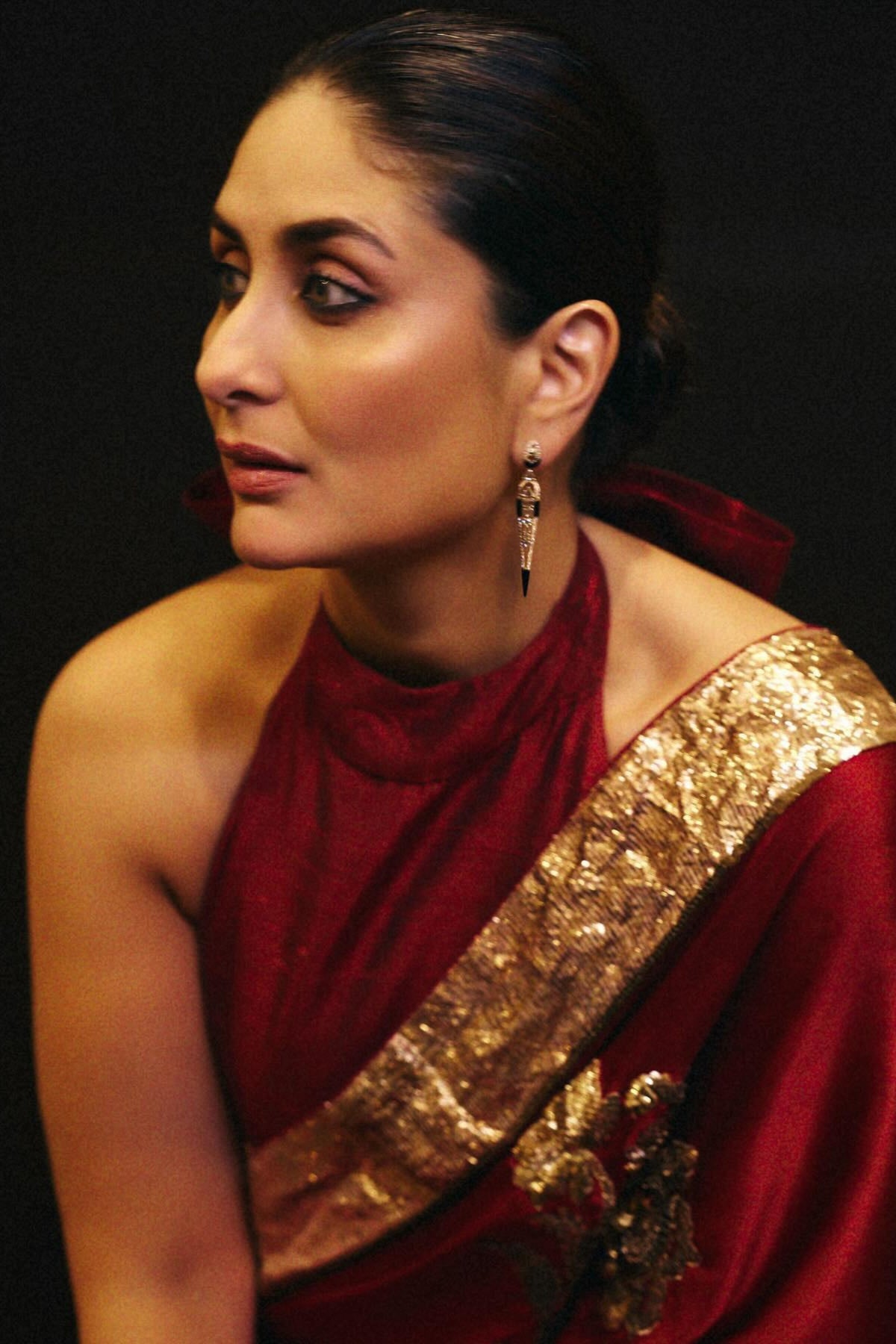 Kareena Kapoor in Jadon