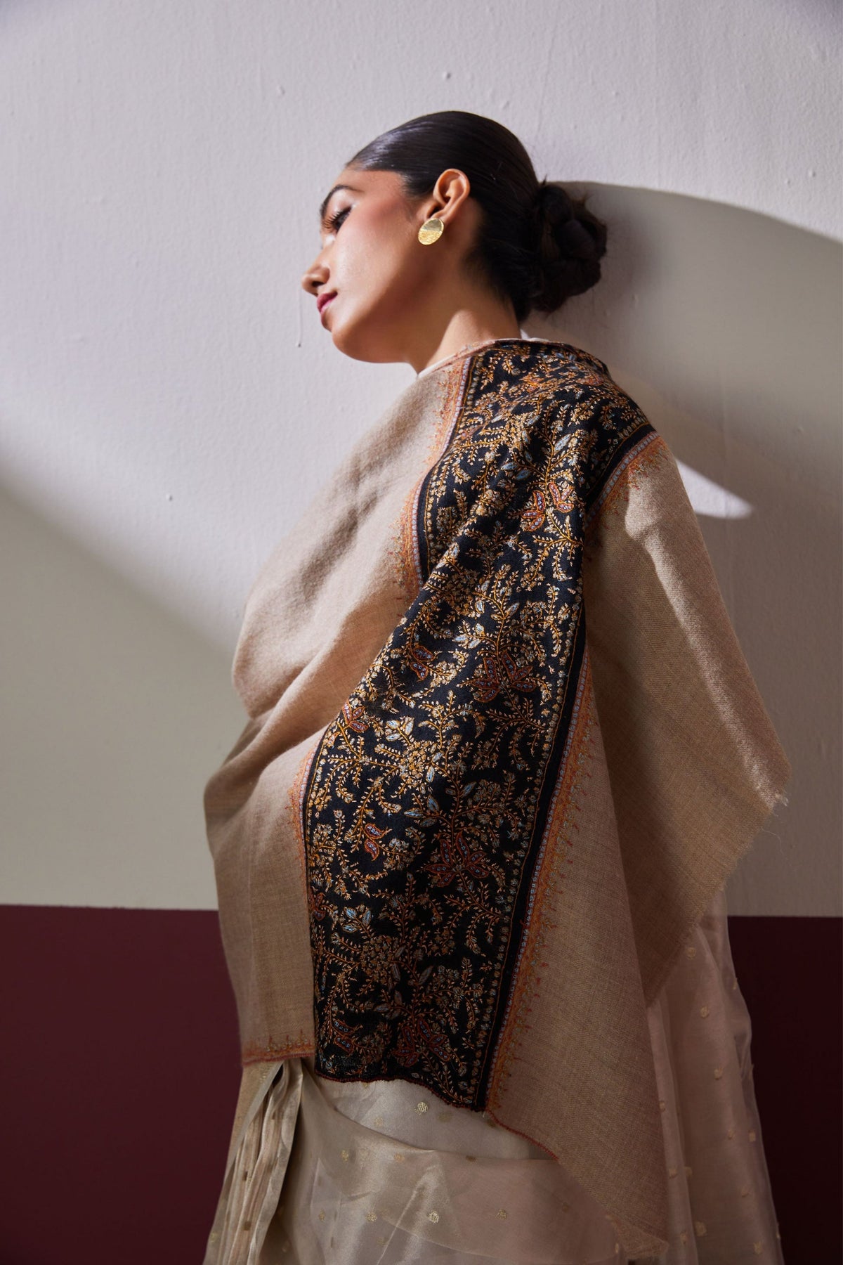 Palla Needlework Beige Stole
