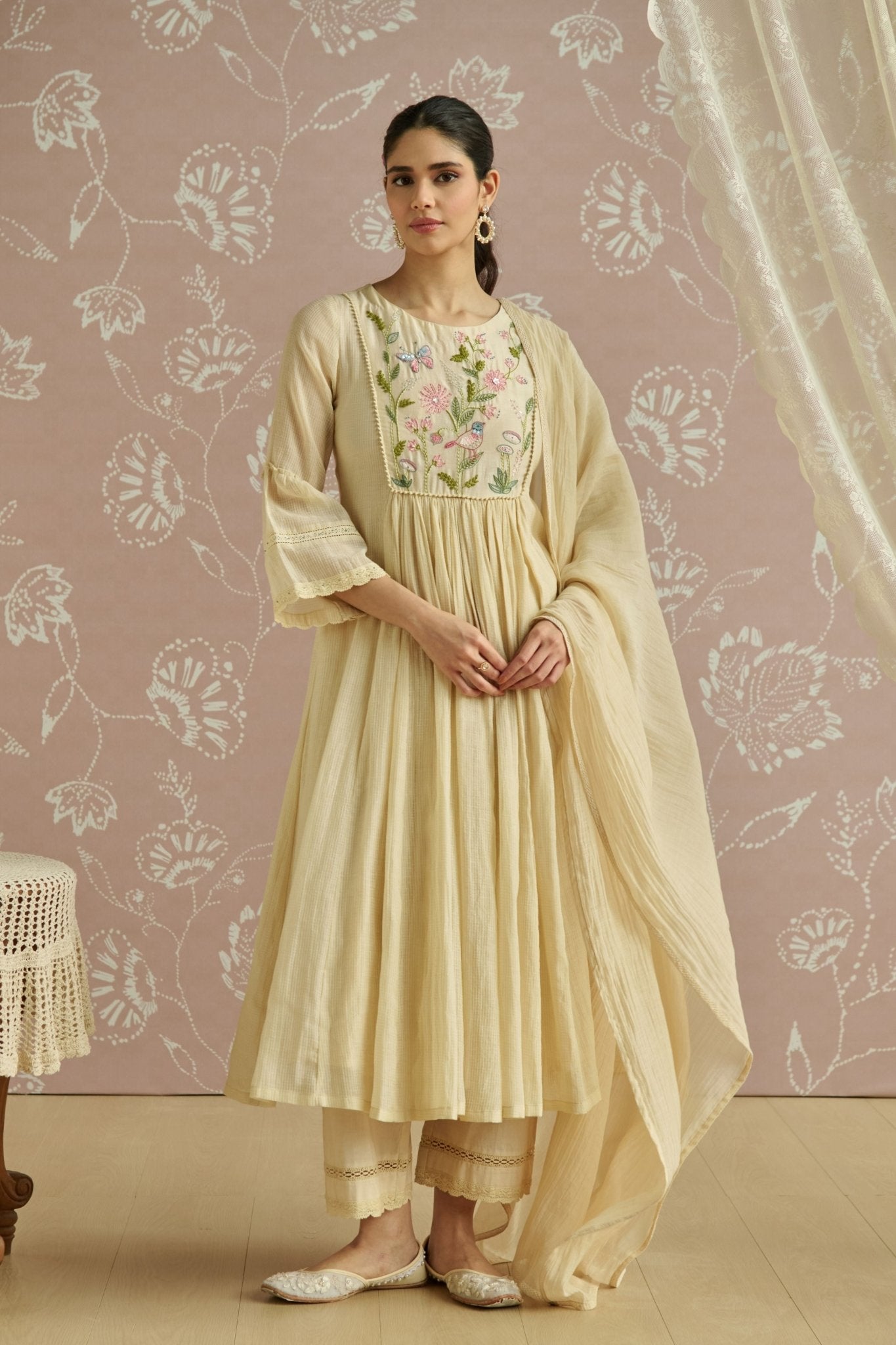 Ivory Sairah Kurta Set - Kritika Dawar - Elahe