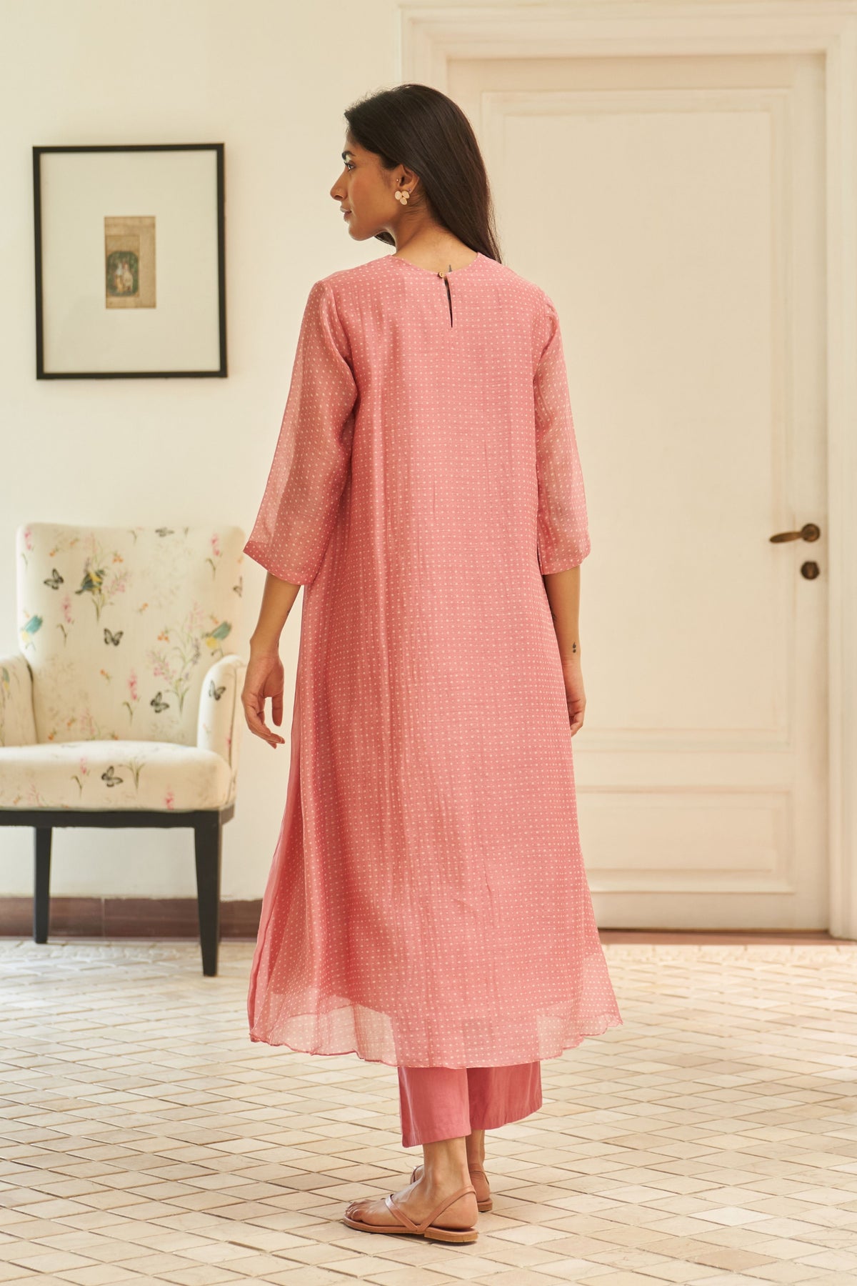 Peony Applique Kurta With Pants