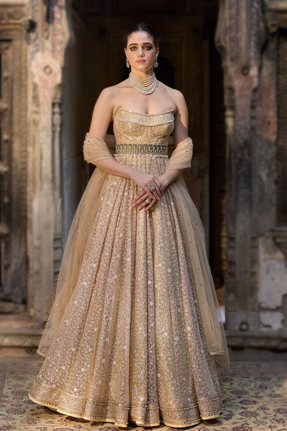 Naffisa Gown Set