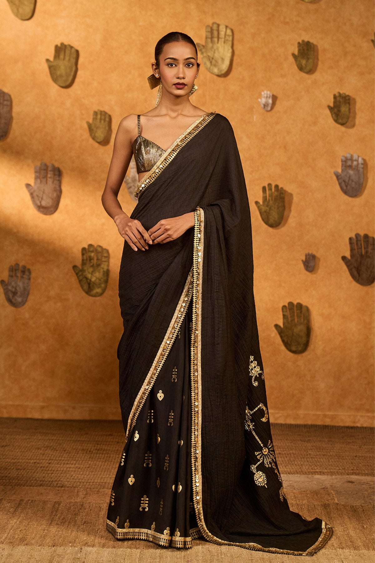 Black Wishdrop Gota Saree