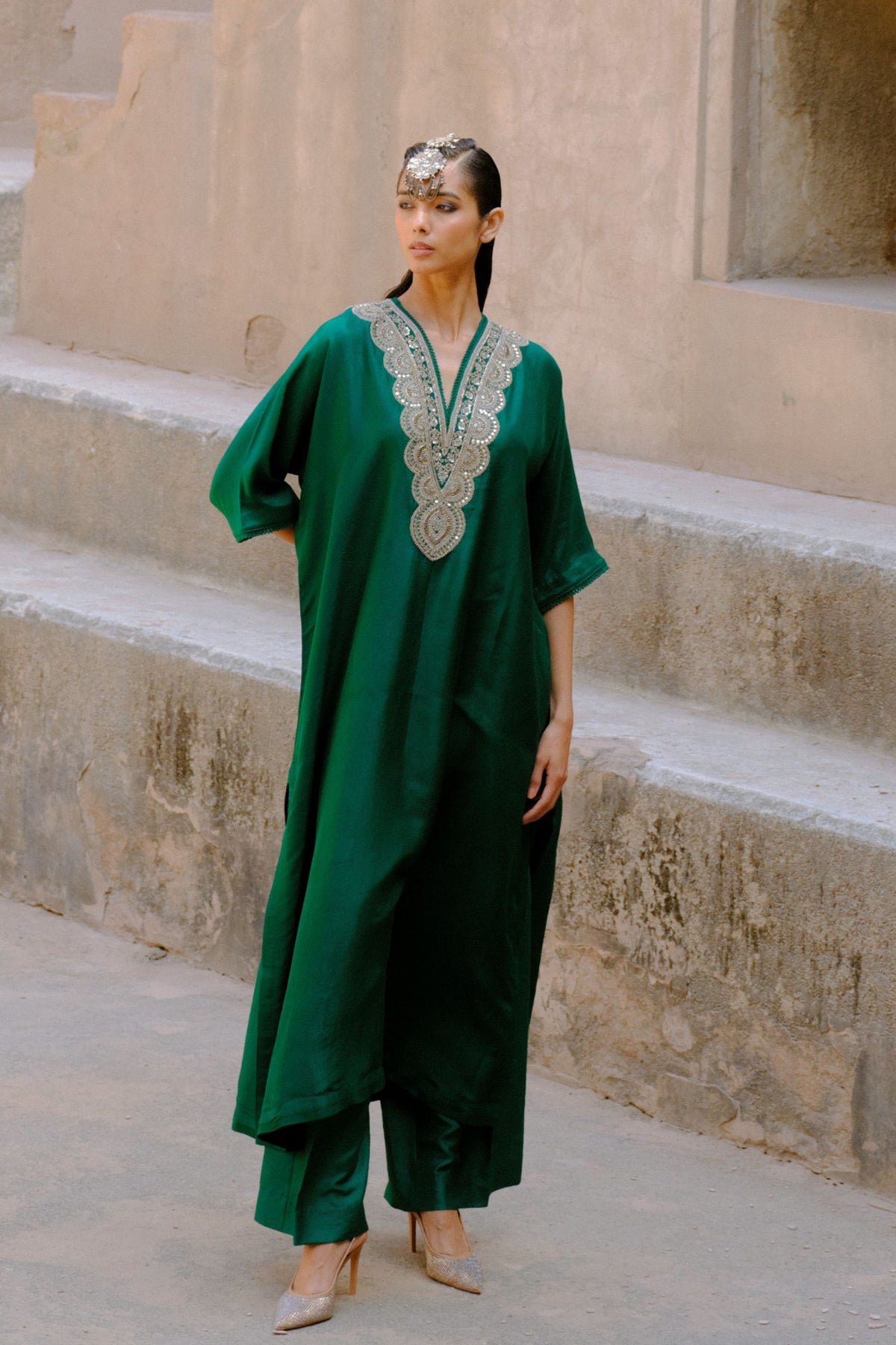 Embroidery Kaftan in Emerald Green