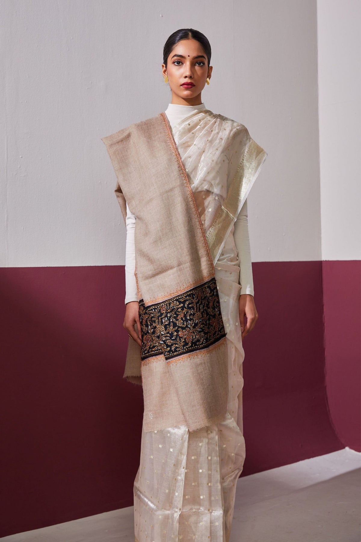 Palla Needlework Beige Stole