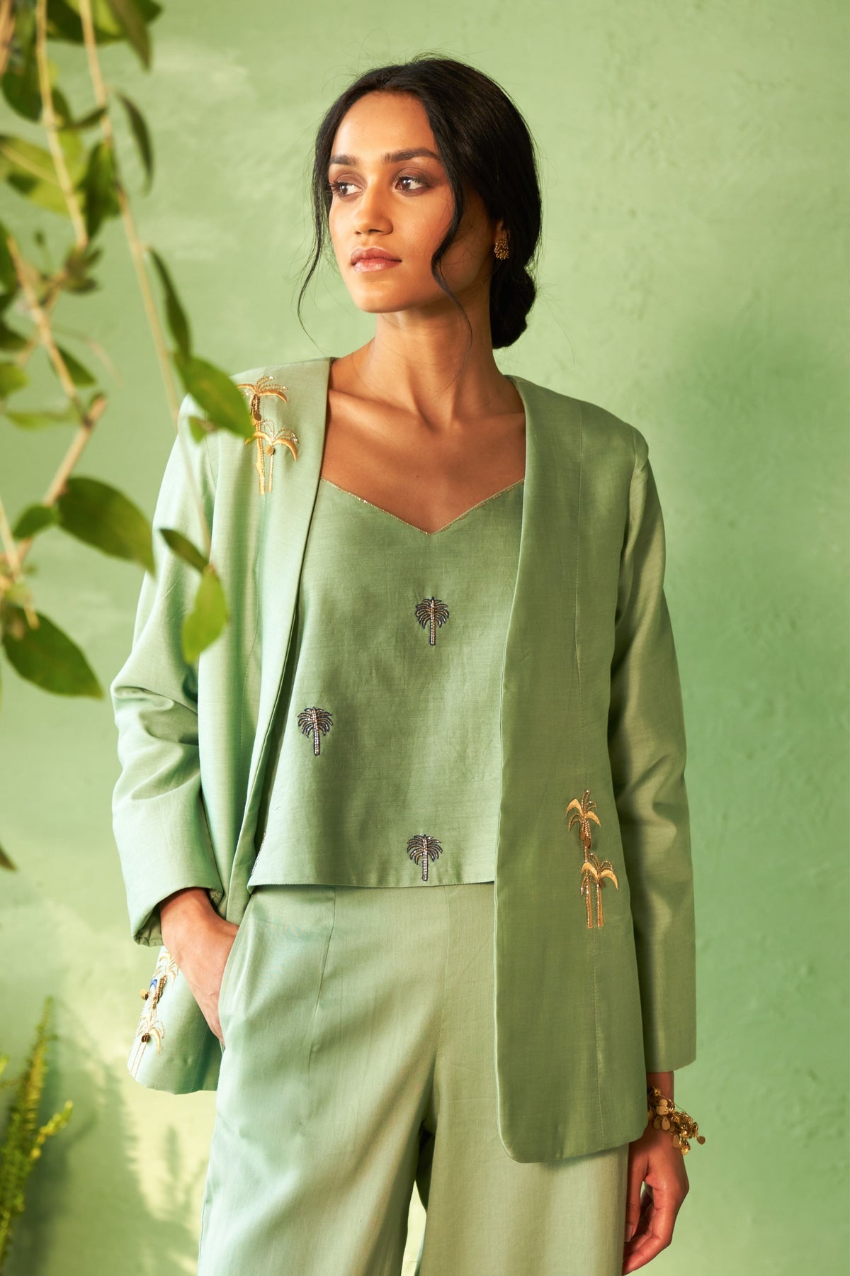 Palm Delicate Motif Jacket Set
