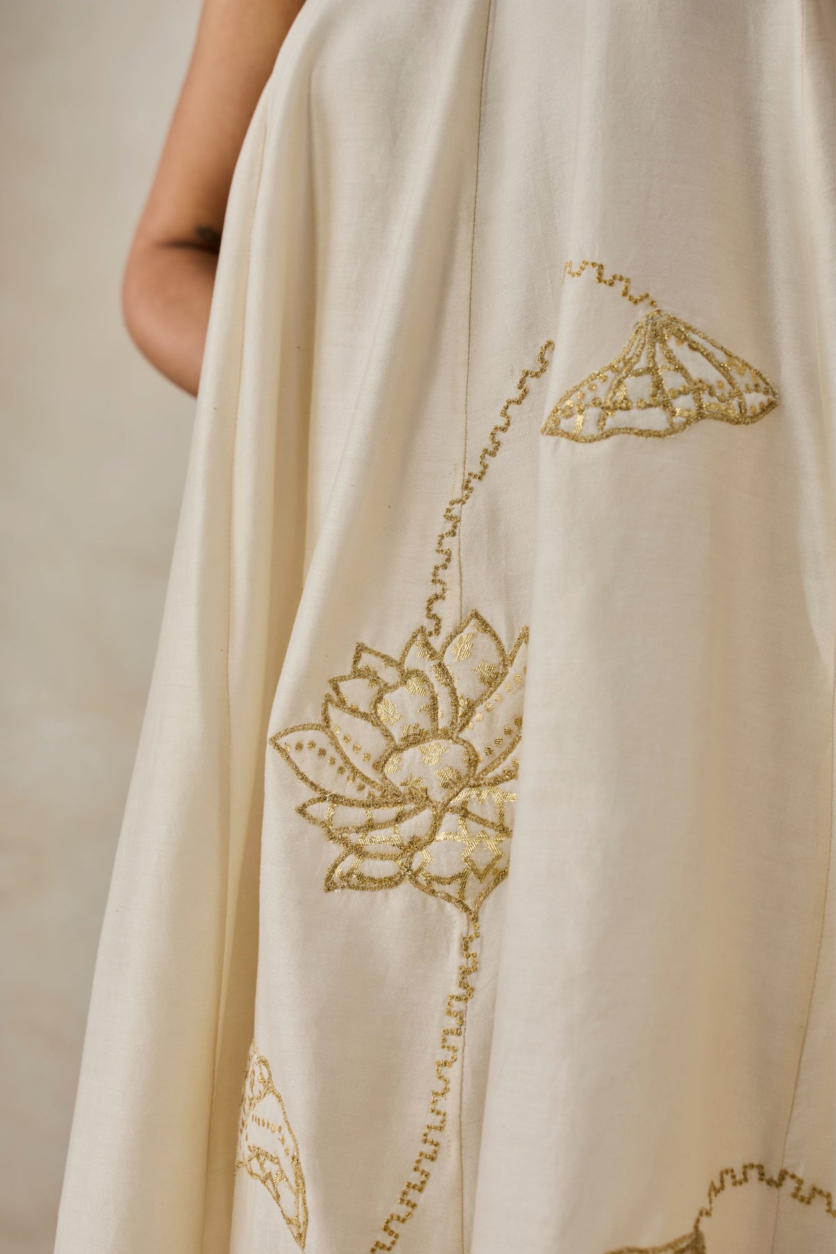Off-Shoulder Kurta Set