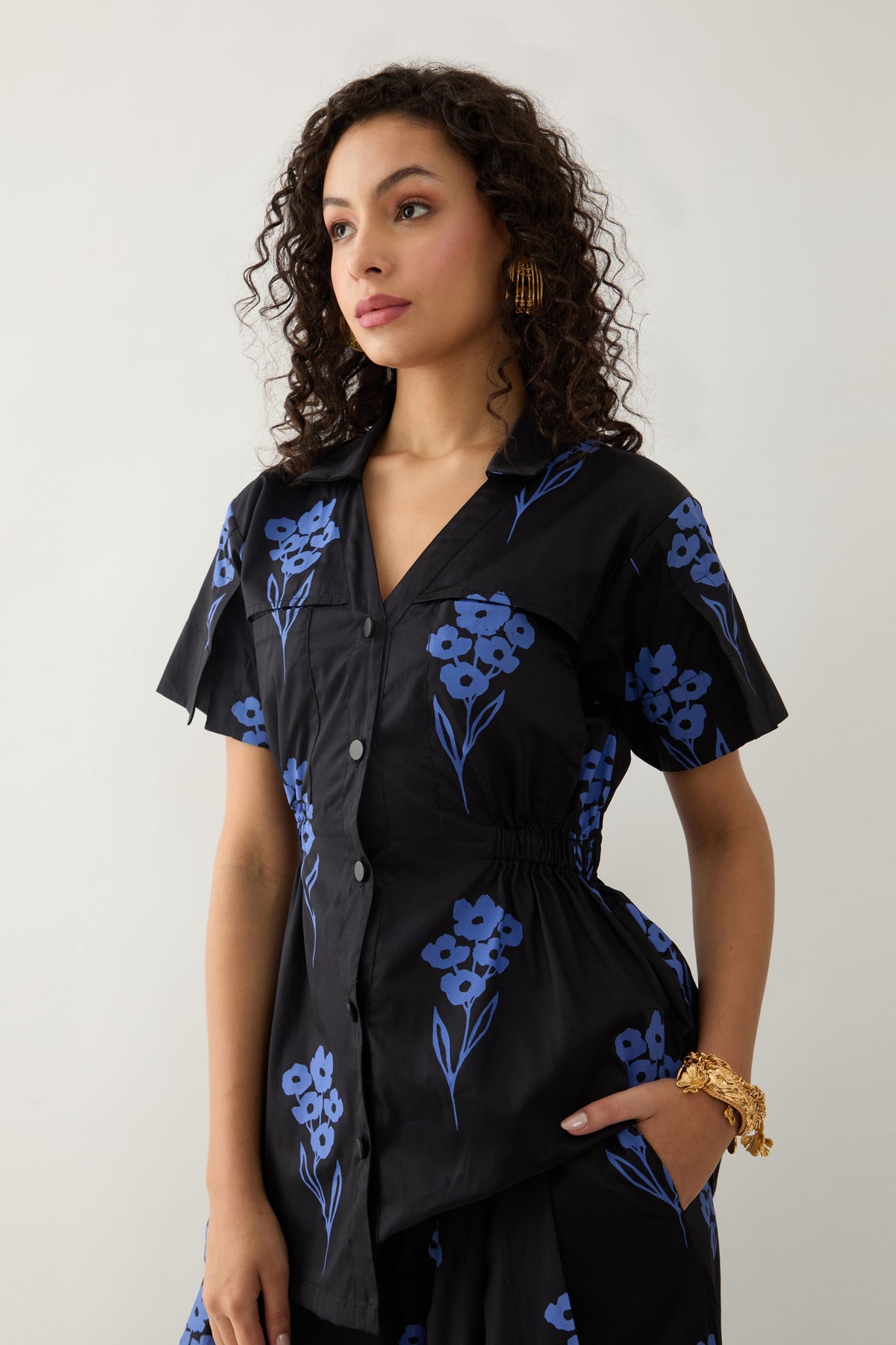 Black Bombay Set