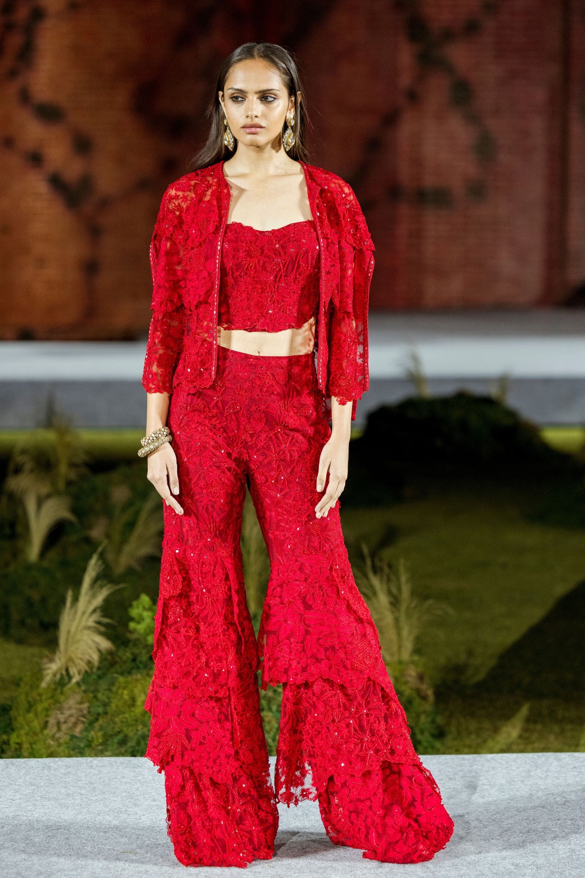 Maine Sharara Set