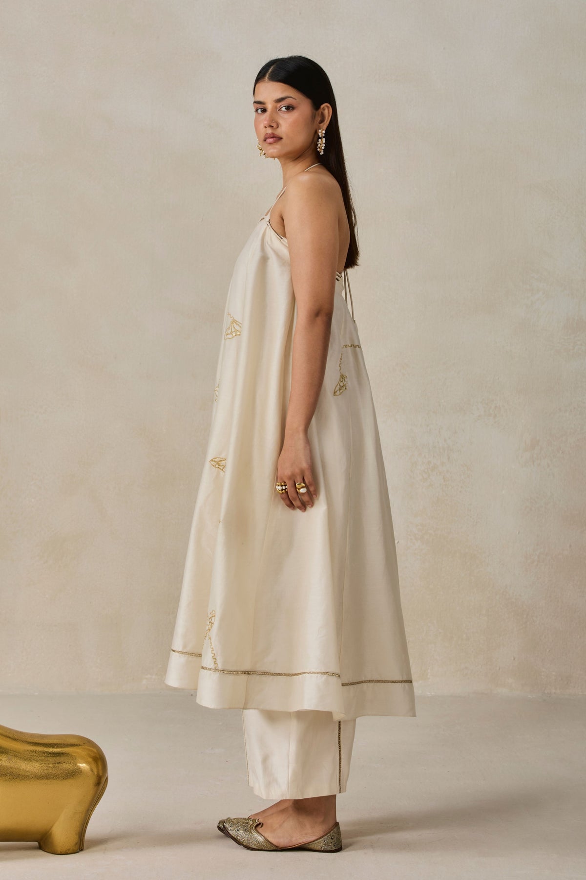 Off-Shoulder Kurta Set