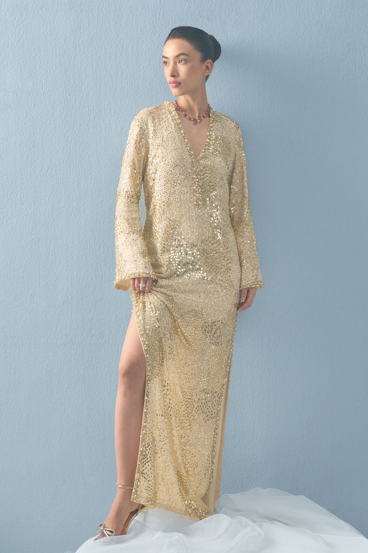 Ivory Kaftan