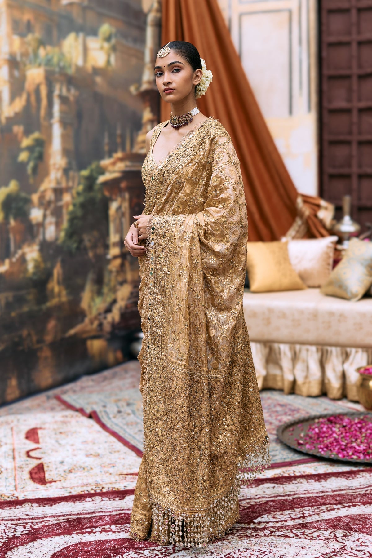 Svarnaalata Saree Set