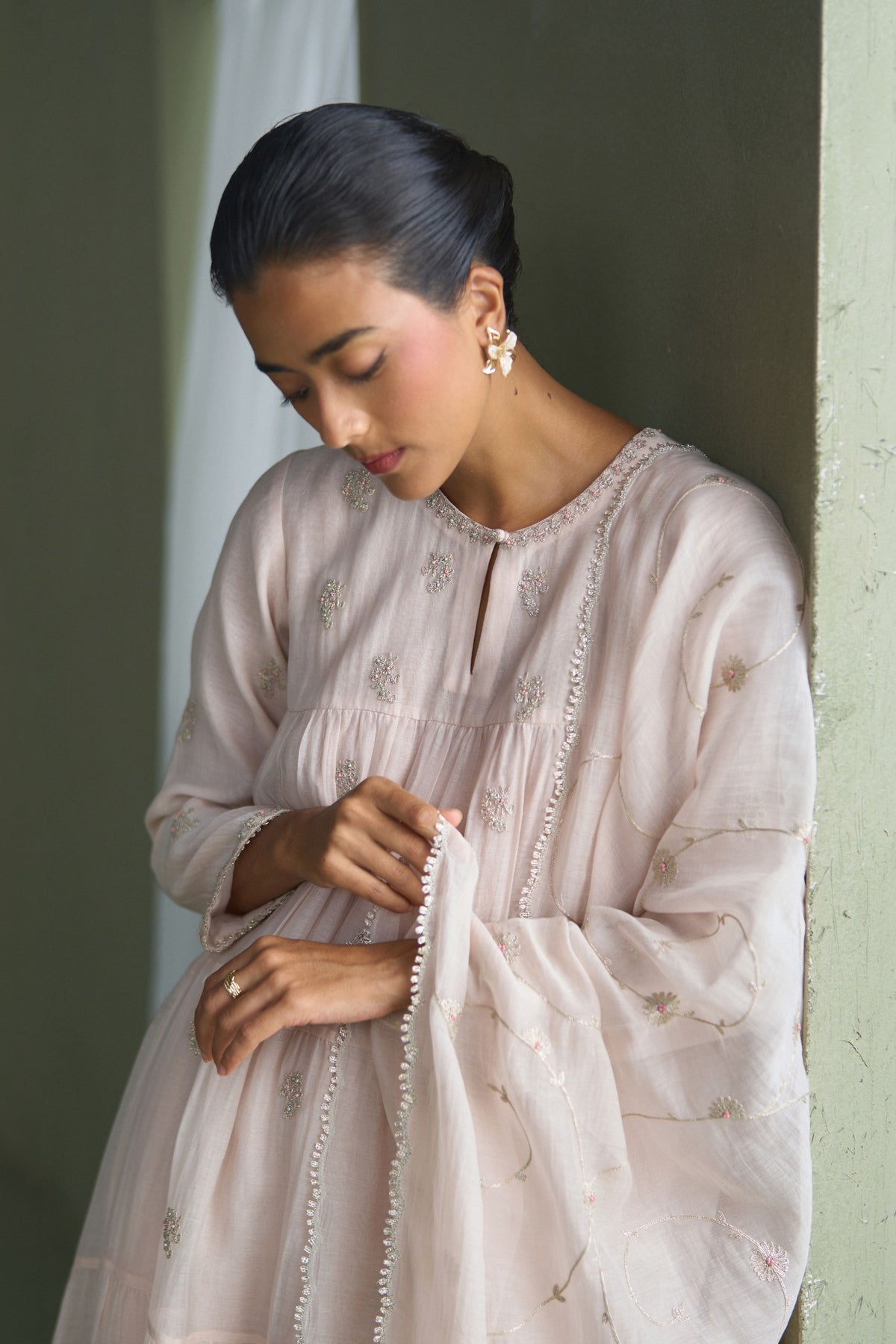 Clara Anarkali set