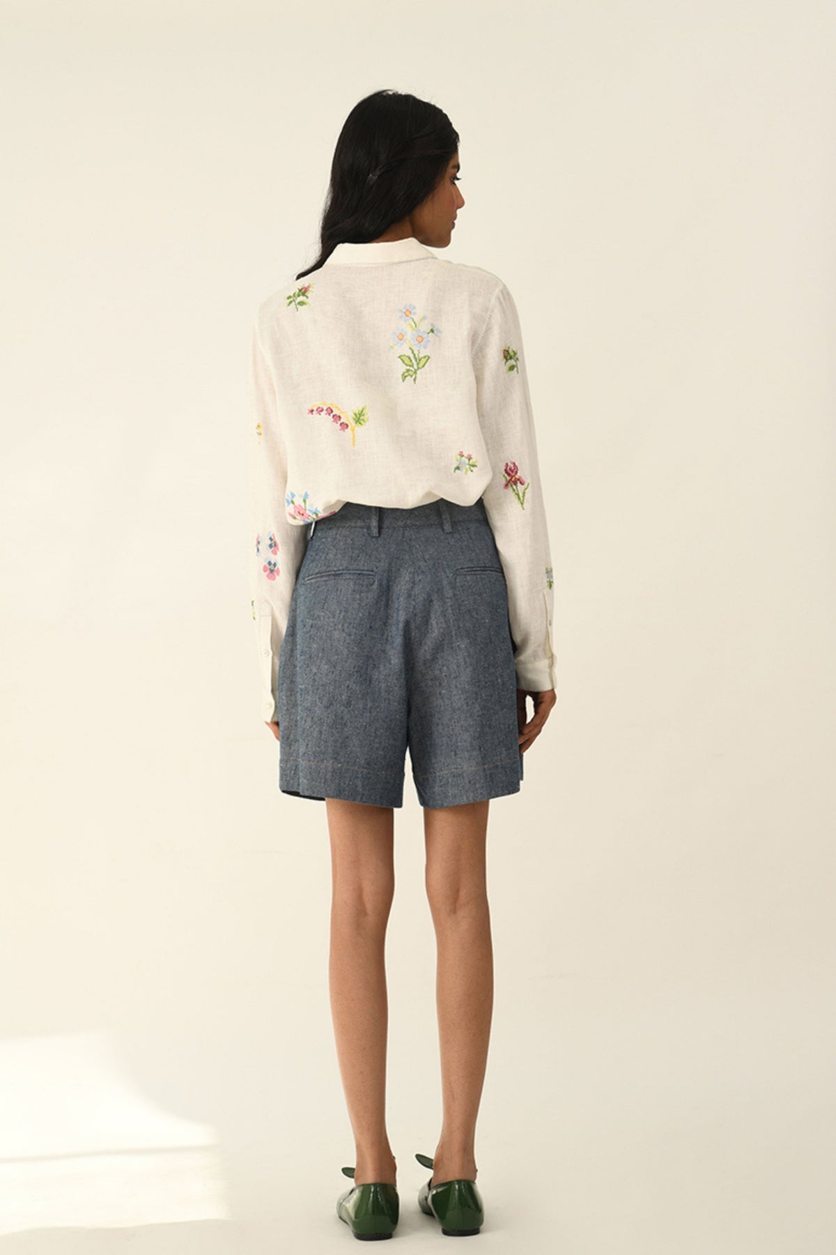 Uniflora Pleated Shorts